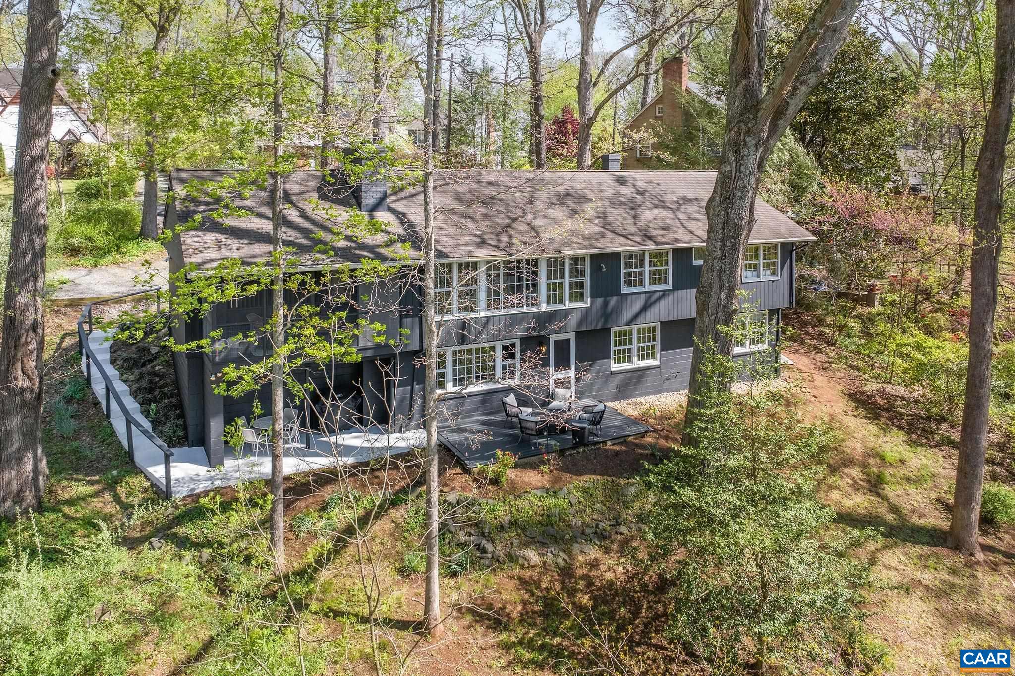2621 JEFFERSON PARK CIR
