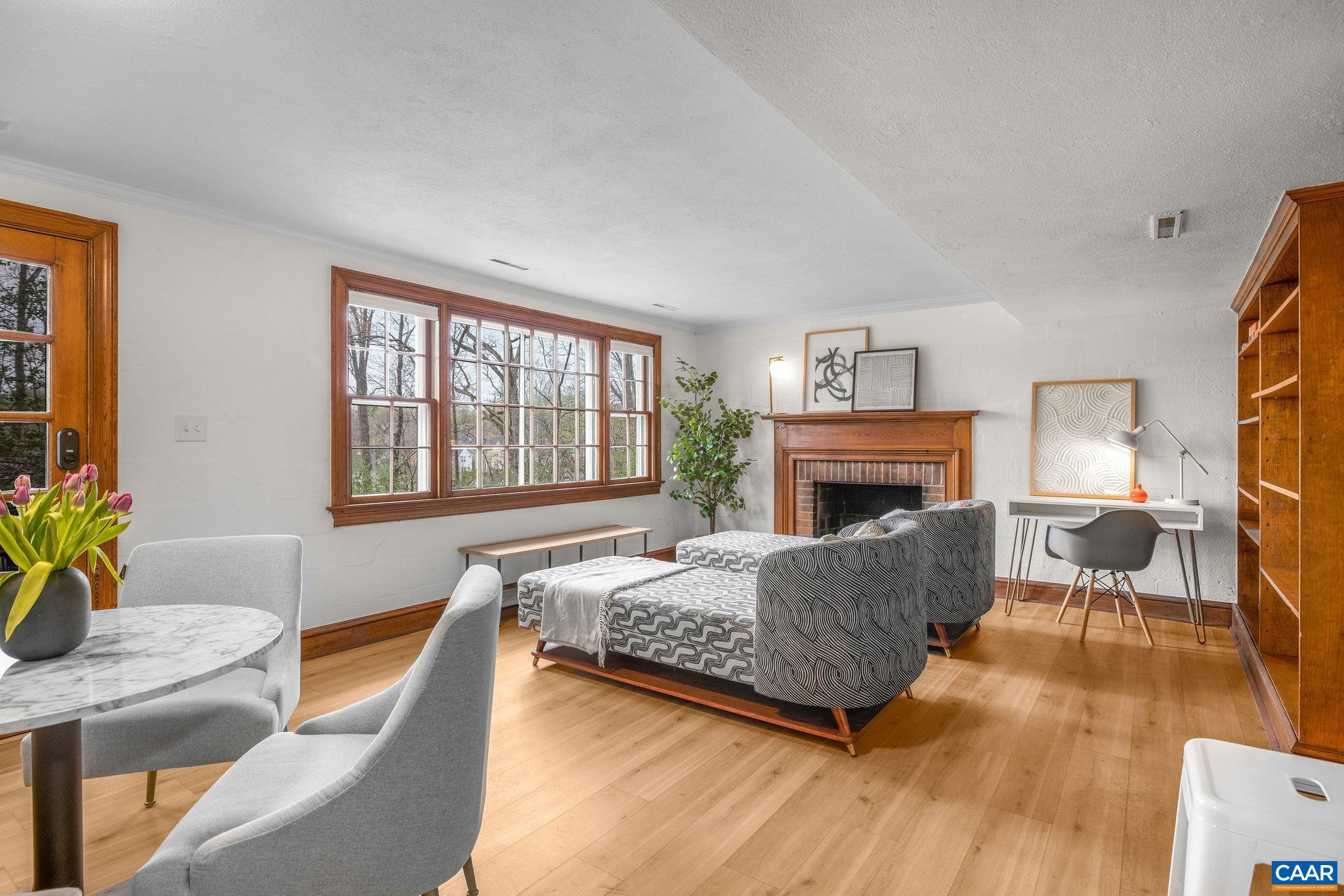 2621 JEFFERSON PARK CIR