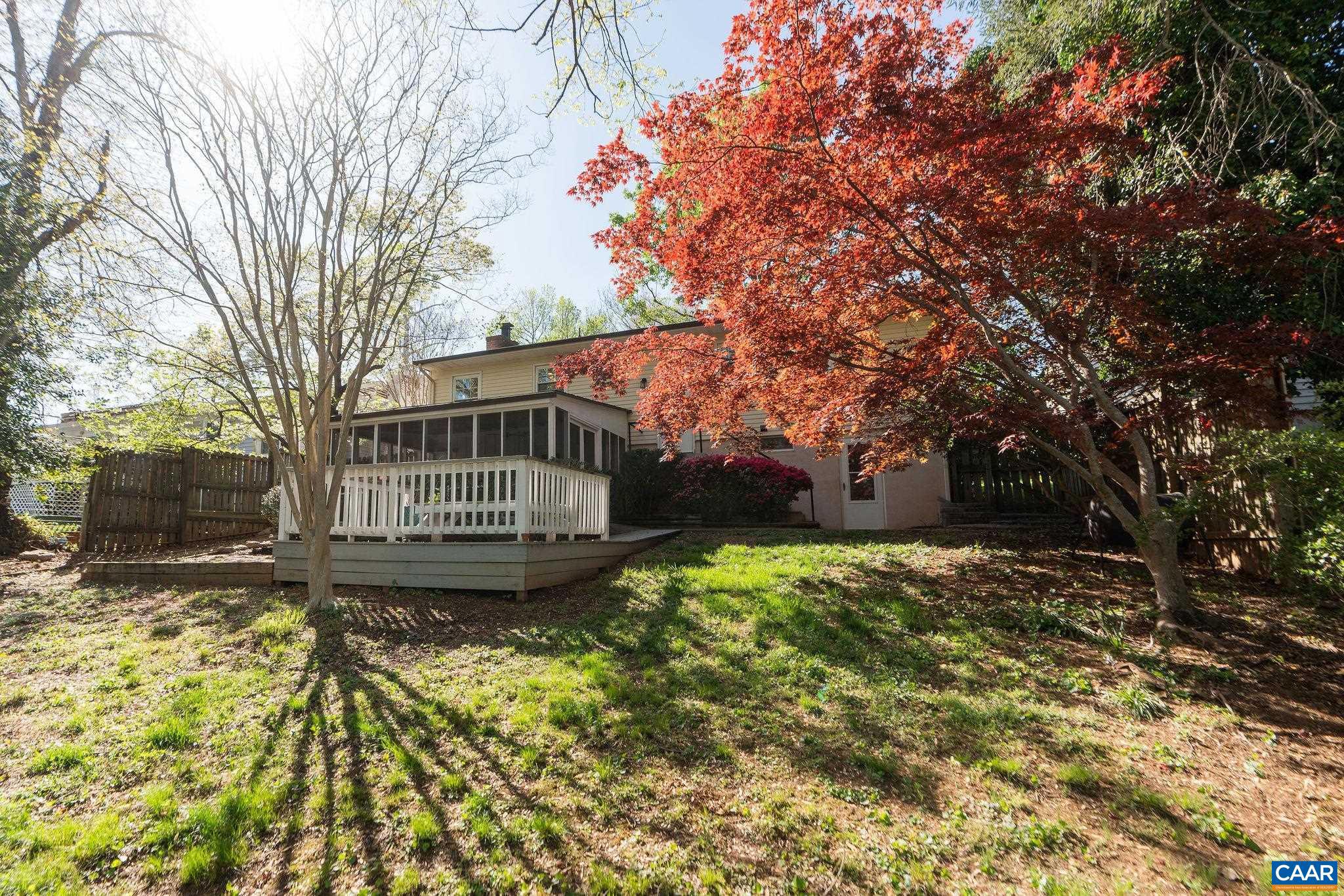 1116 HOLMES AVE