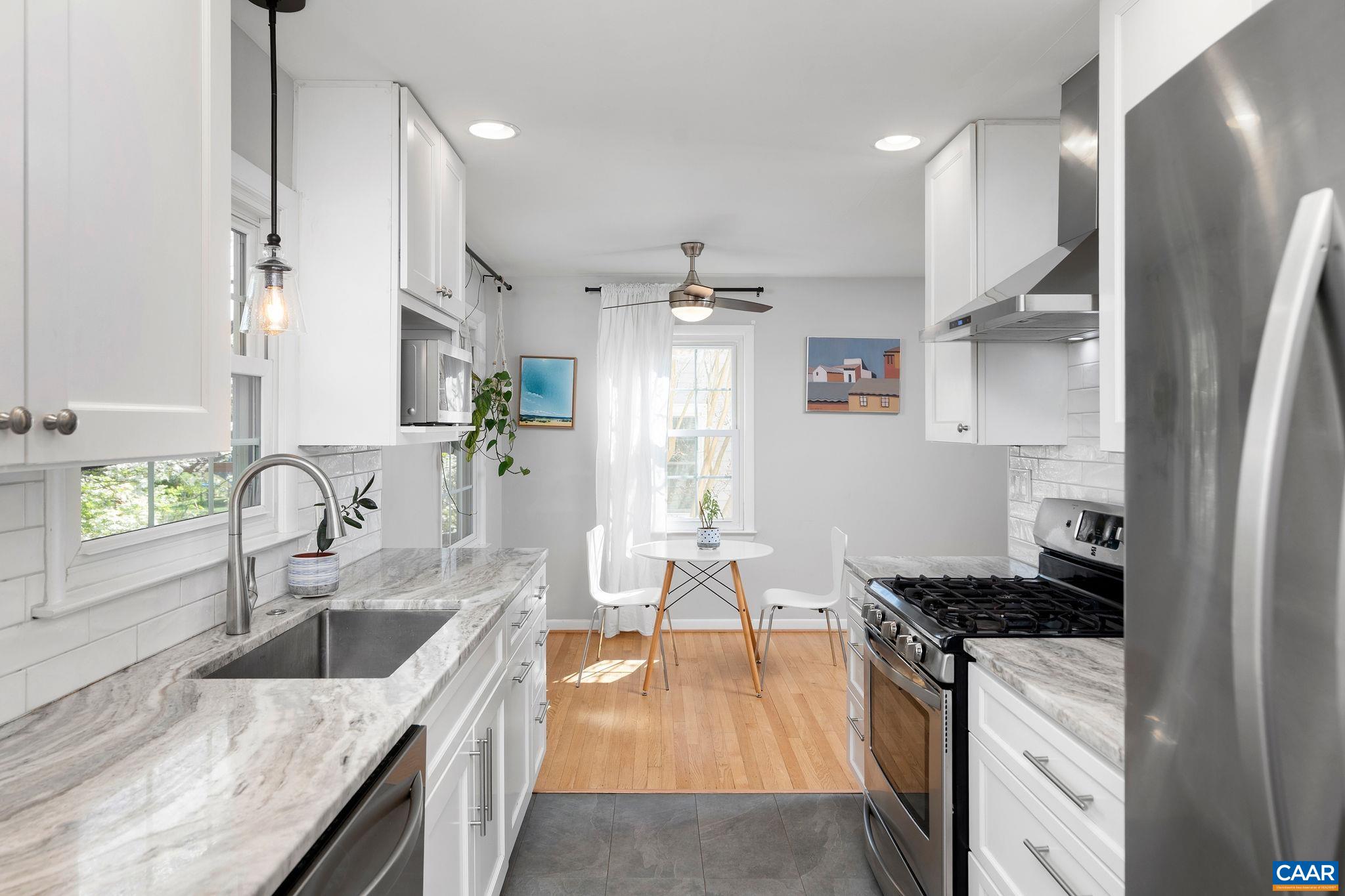 1116 HOLMES AVE