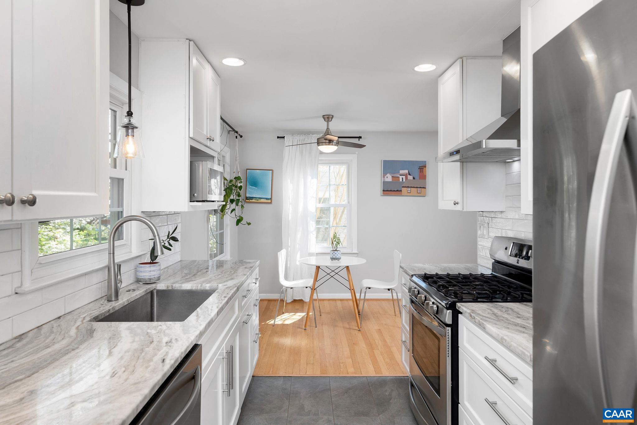 1116 HOLMES AVE