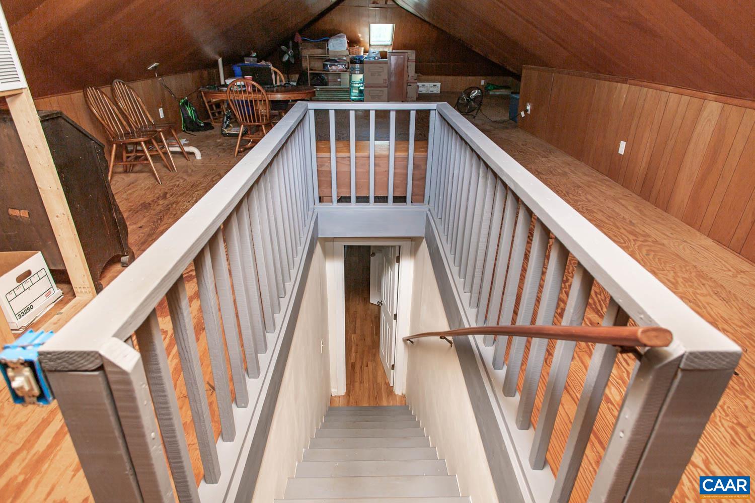 2750 MERIWETHER DR