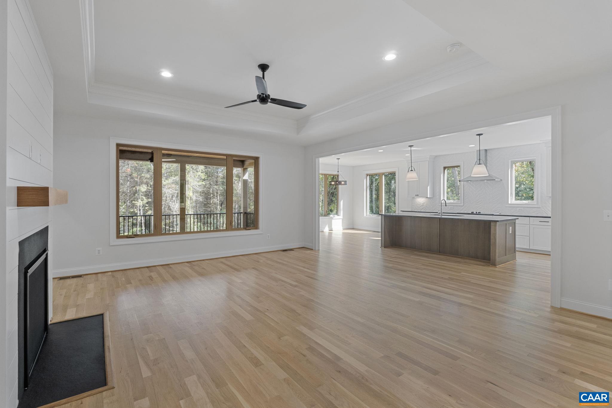2362 LONICERA WAY