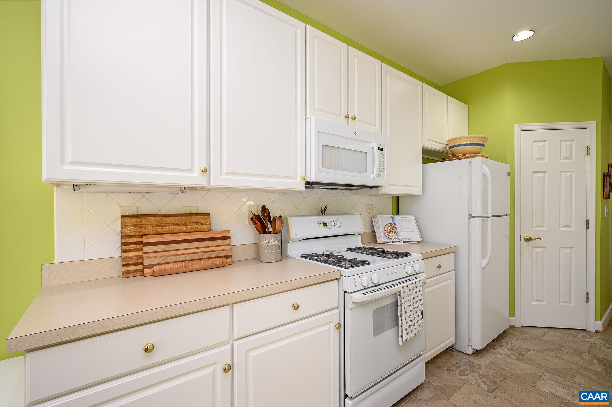 2112 SHEPHERDS RIDGE RD