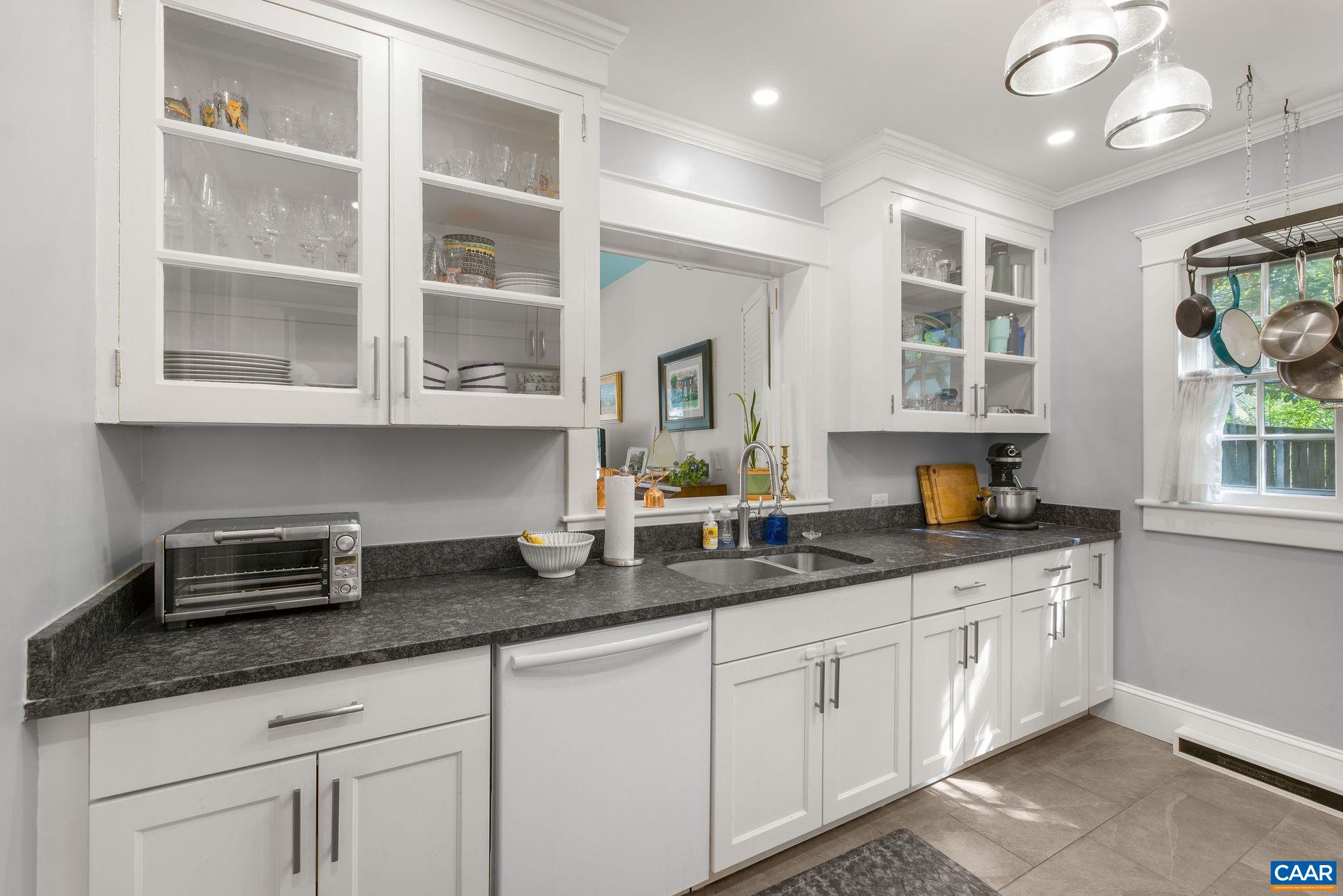 2616 JEFFERSON PARK CIR