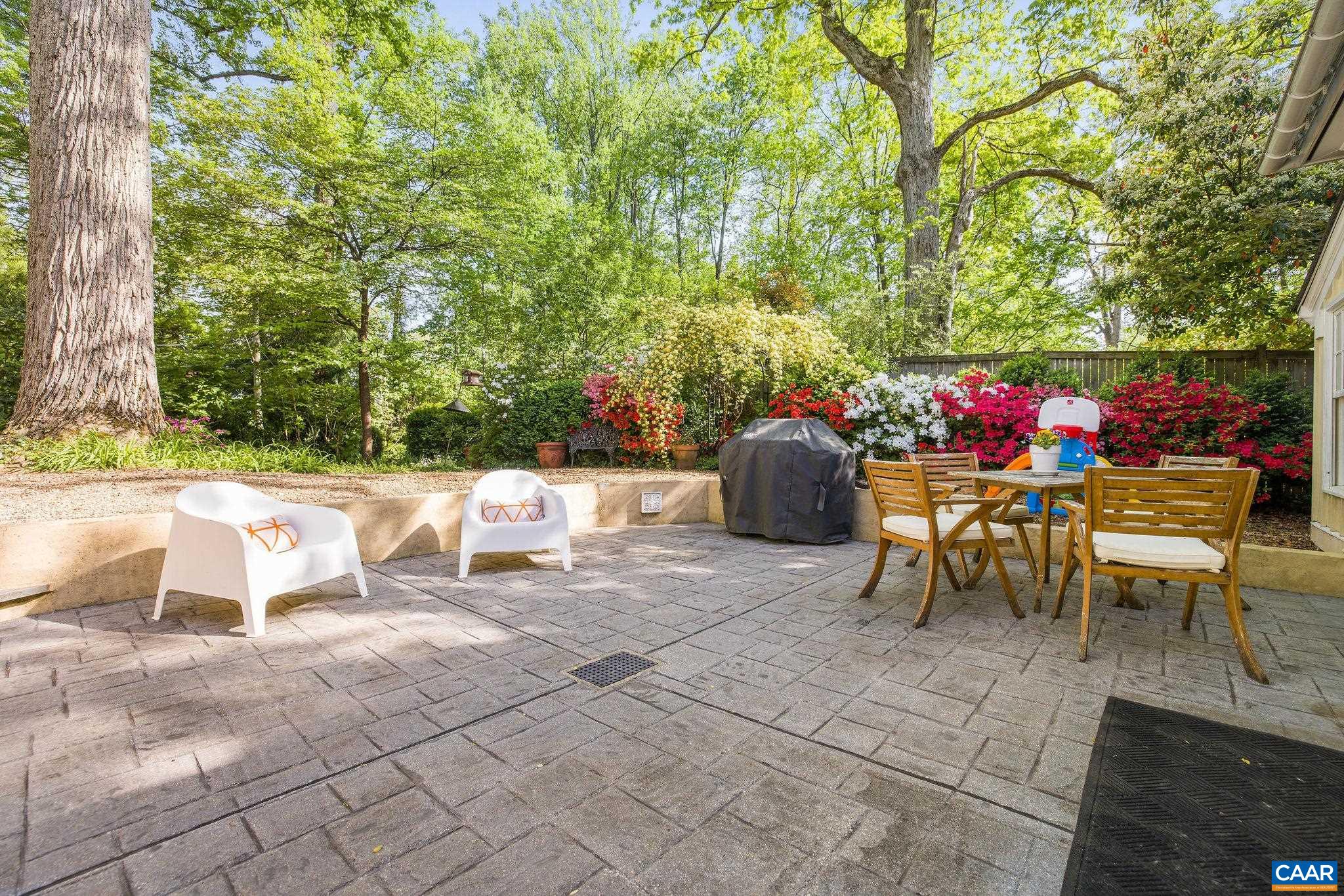 2616 JEFFERSON PARK CIR