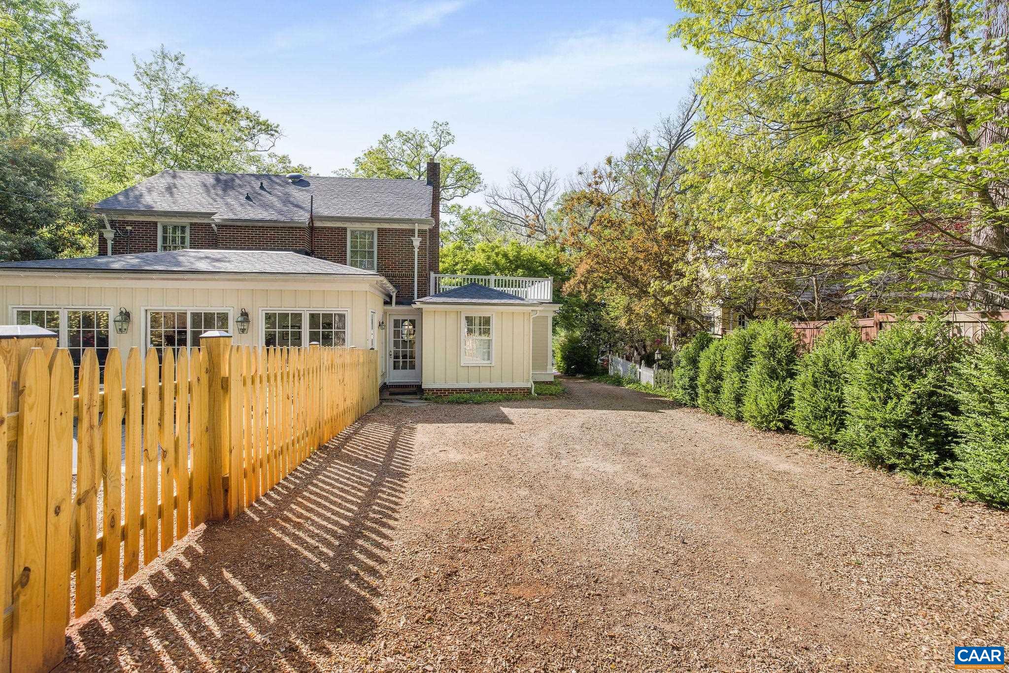 2616 JEFFERSON PARK CIR
