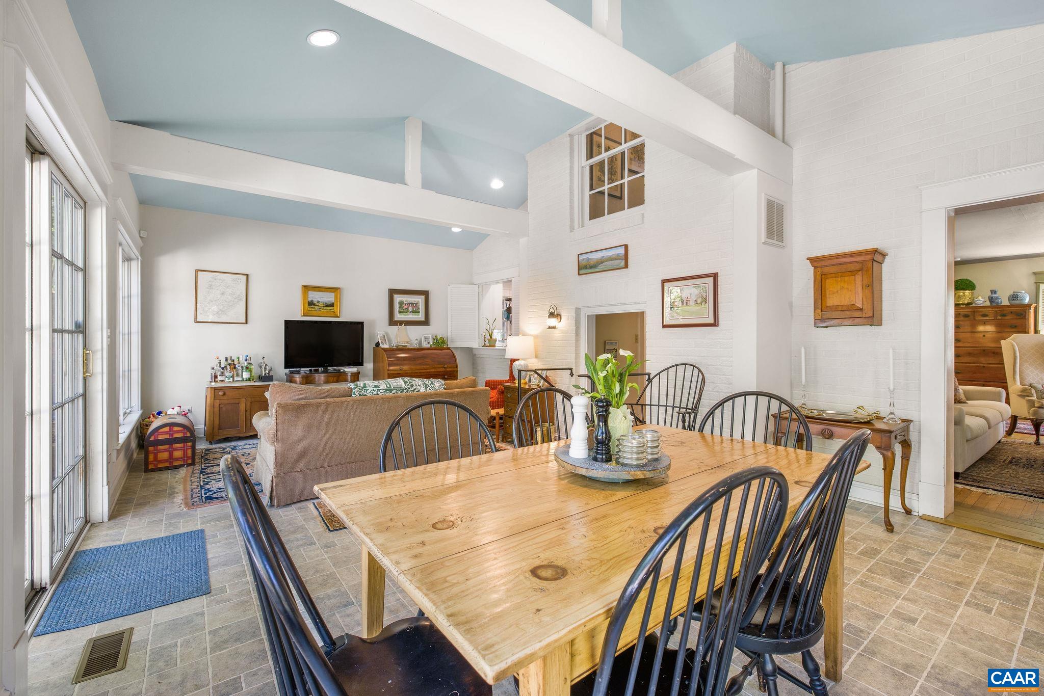 2616 JEFFERSON PARK CIR