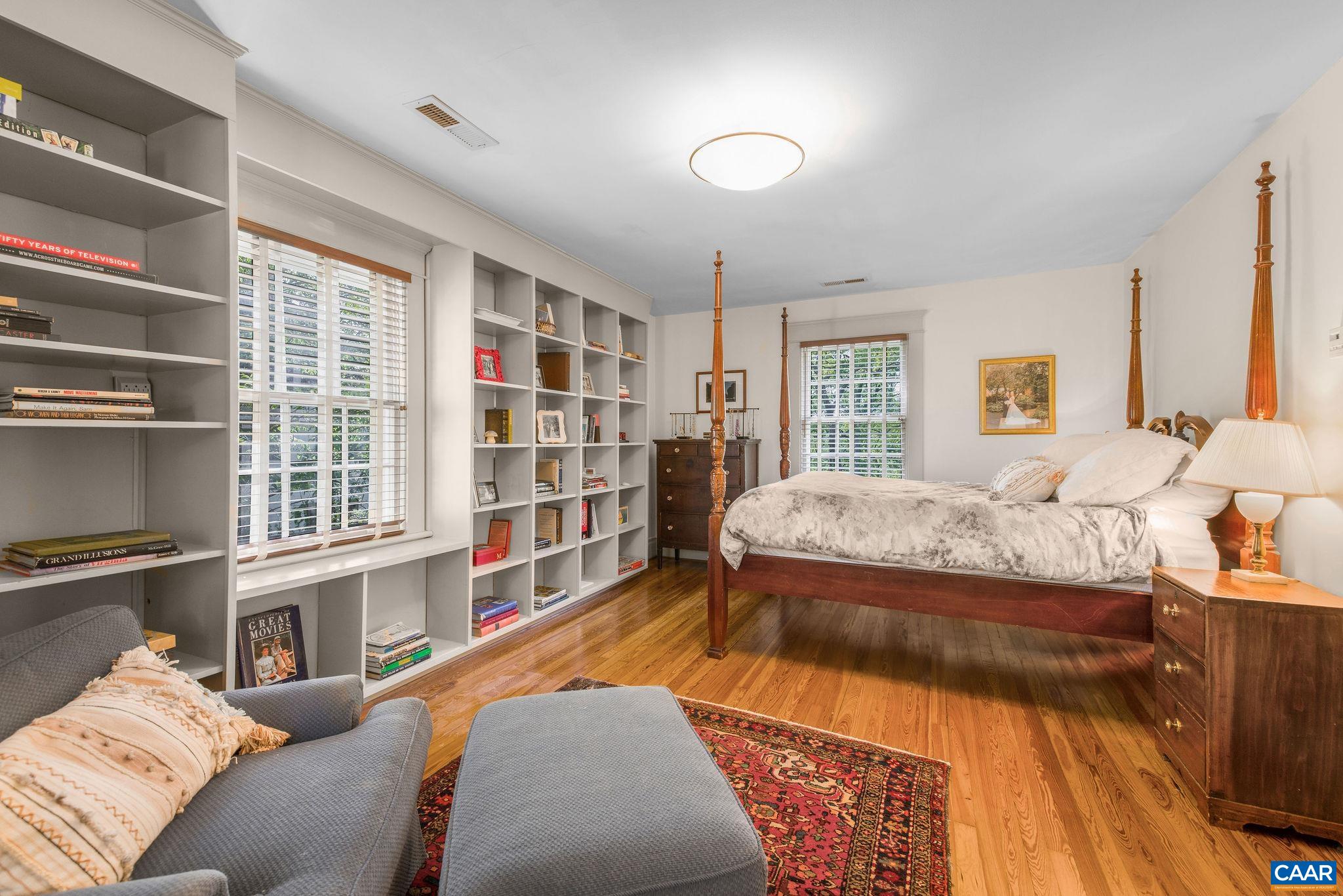 2616 JEFFERSON PARK CIR