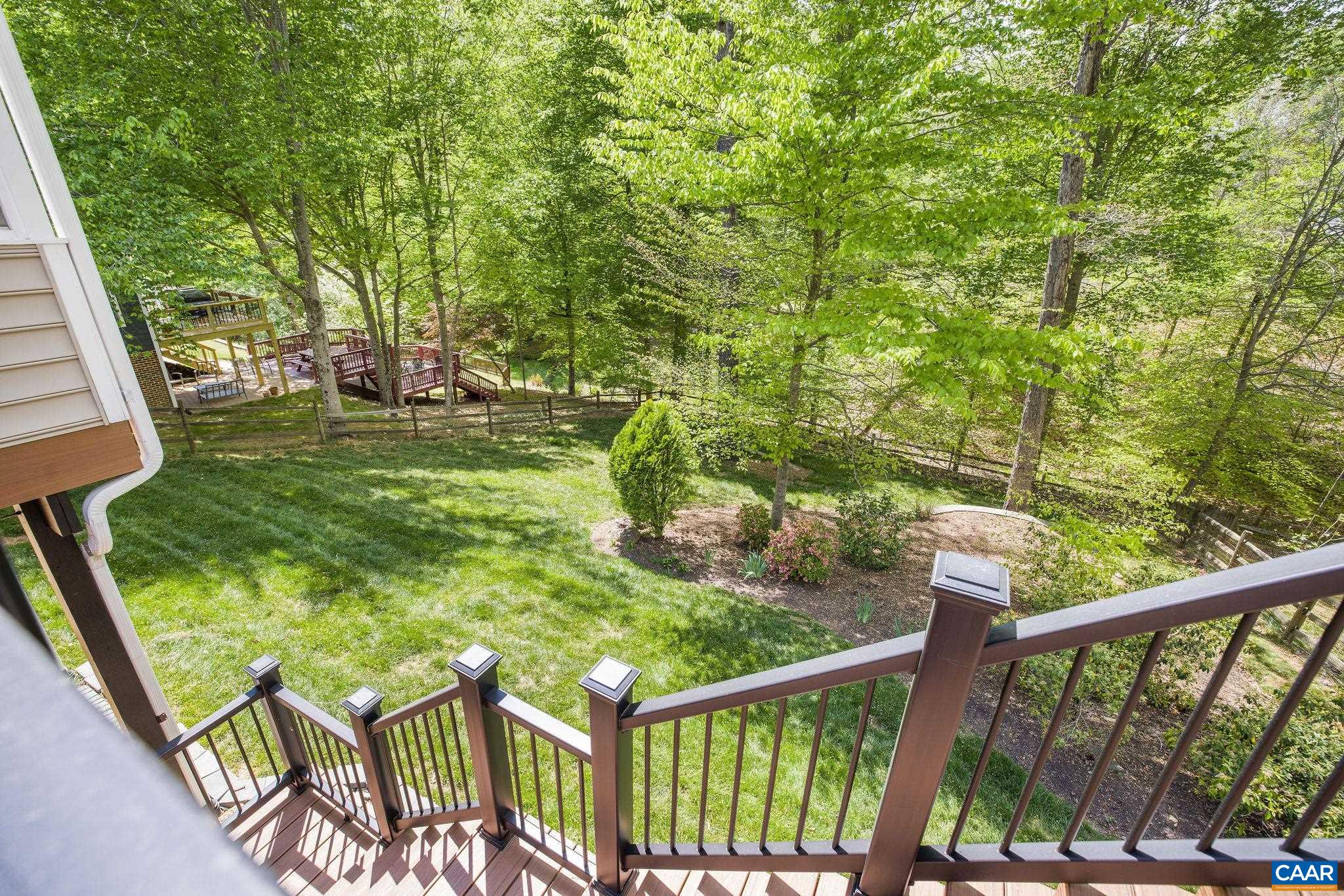 860 CHARTER OAKS DR