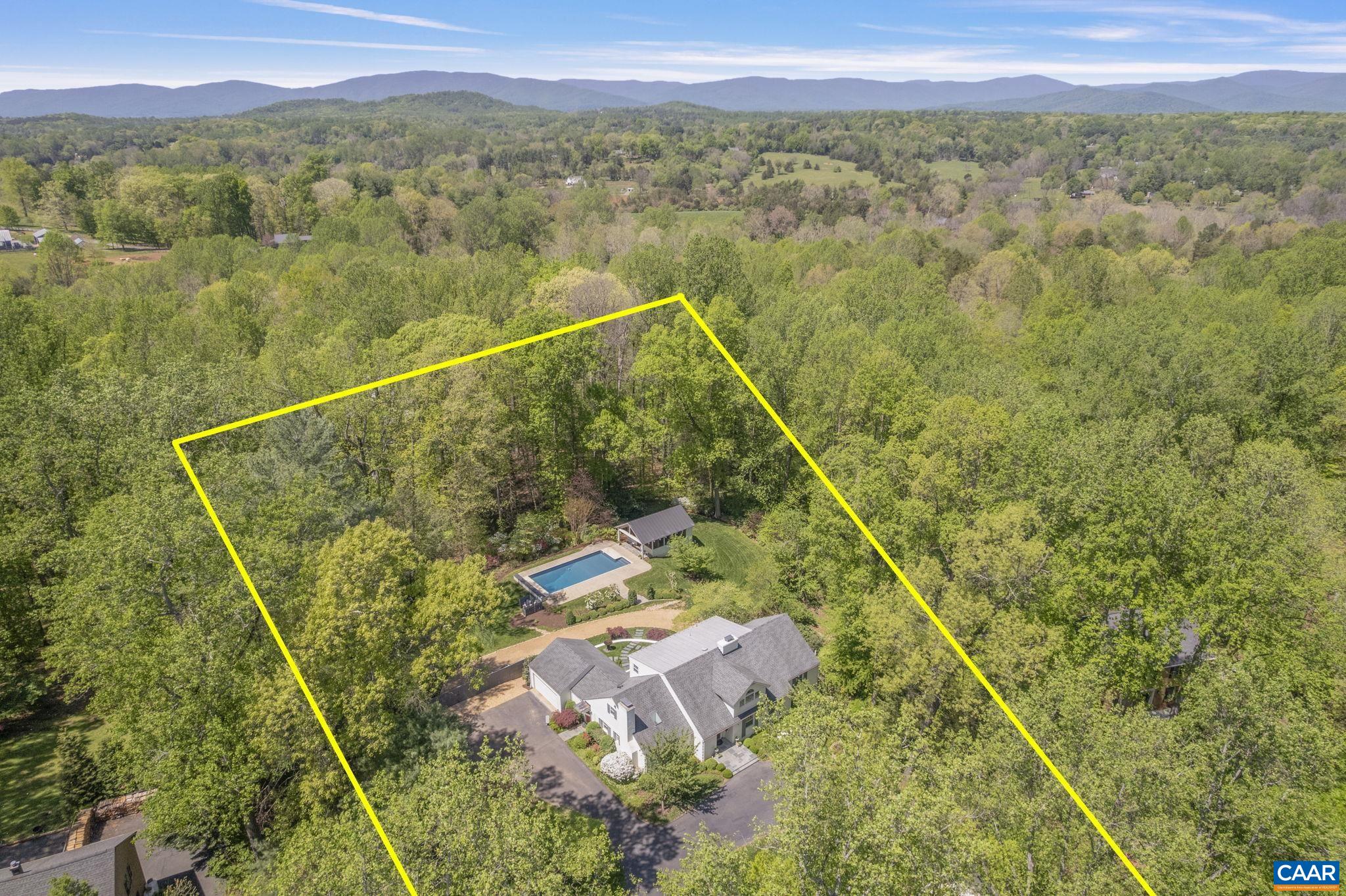872 FLORDON DR
