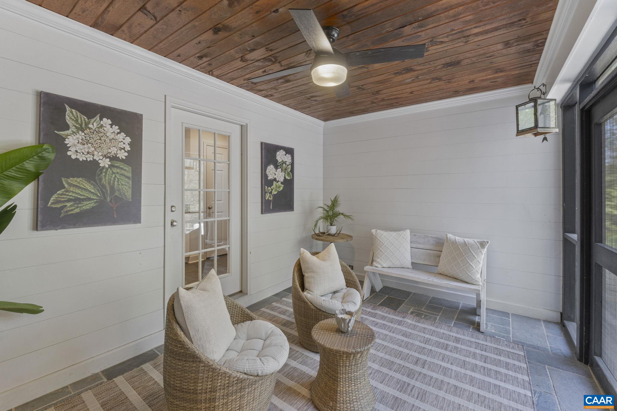 872 FLORDON DR