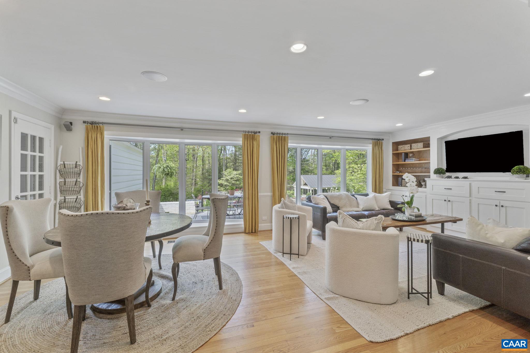 872 FLORDON DR
