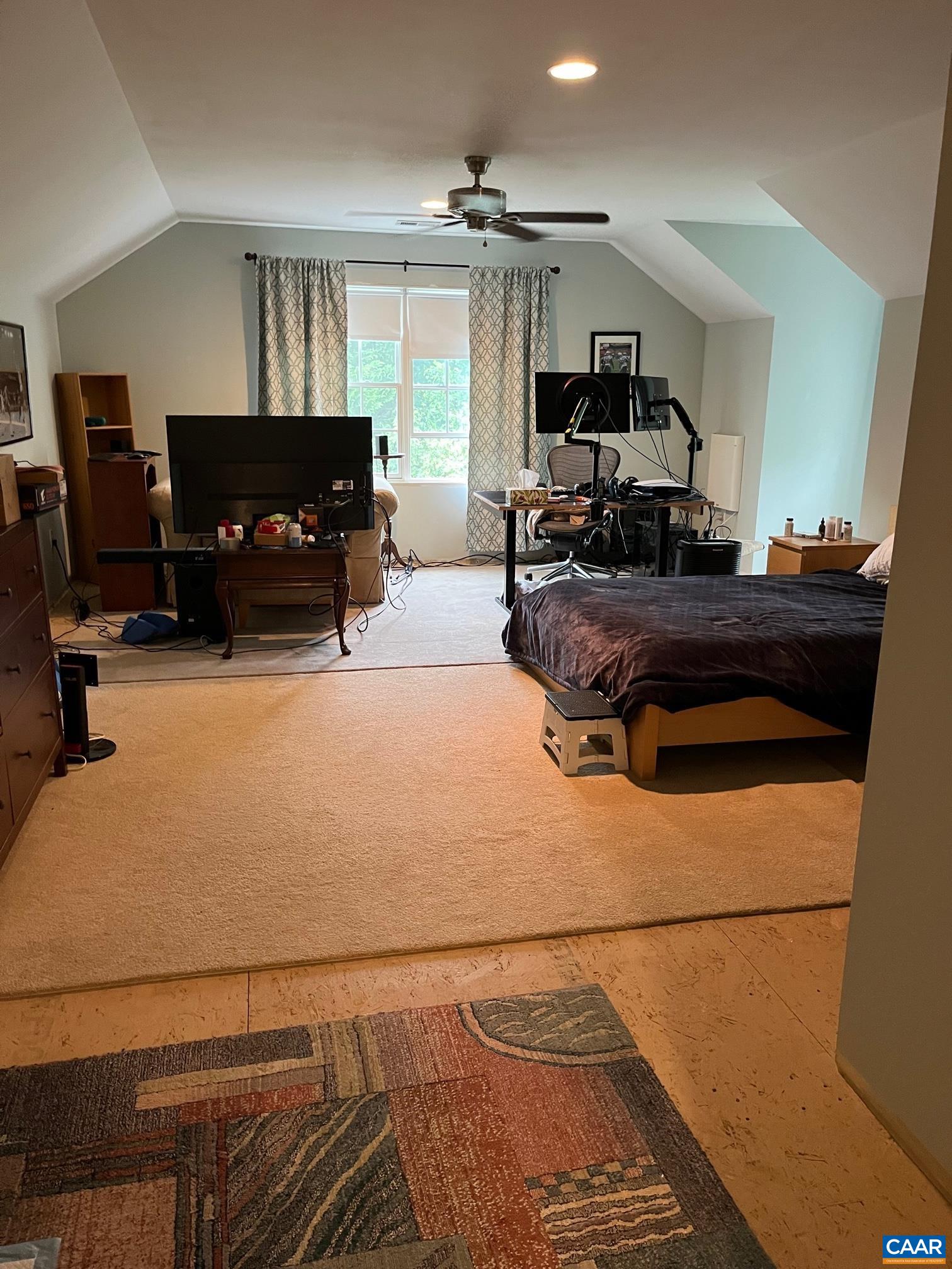 315 ELLINGTON BEND