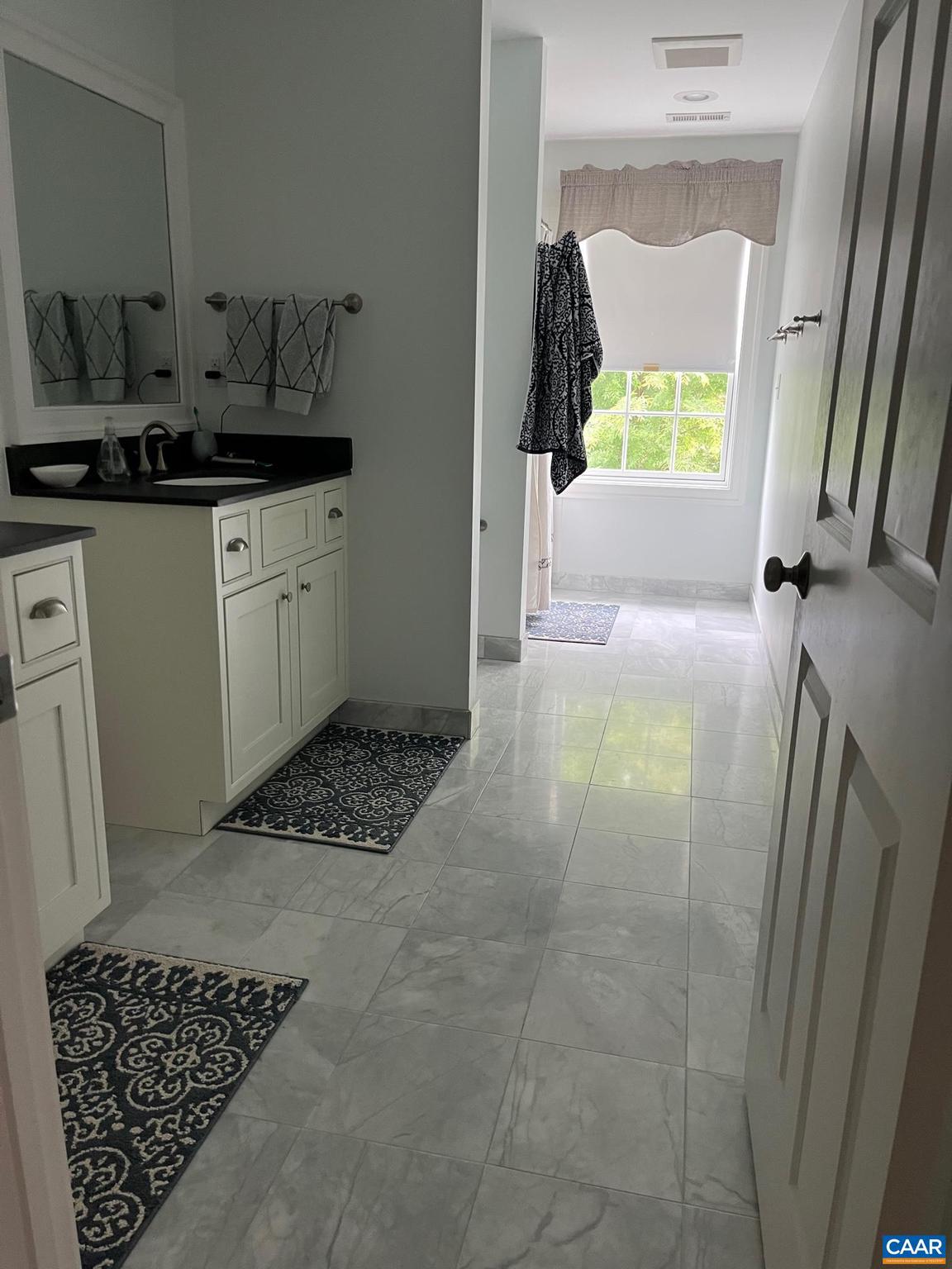 315 ELLINGTON BEND