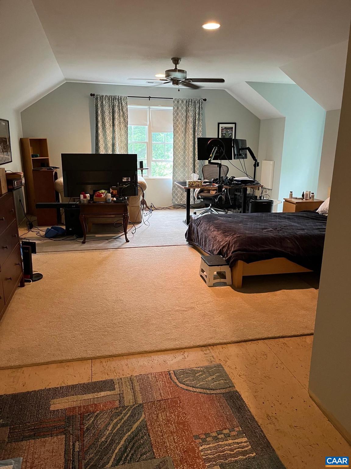 315 ELLINGTON BEND