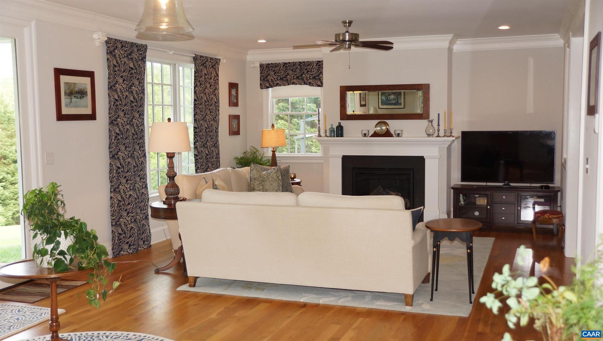 315 ELLINGTON BEND