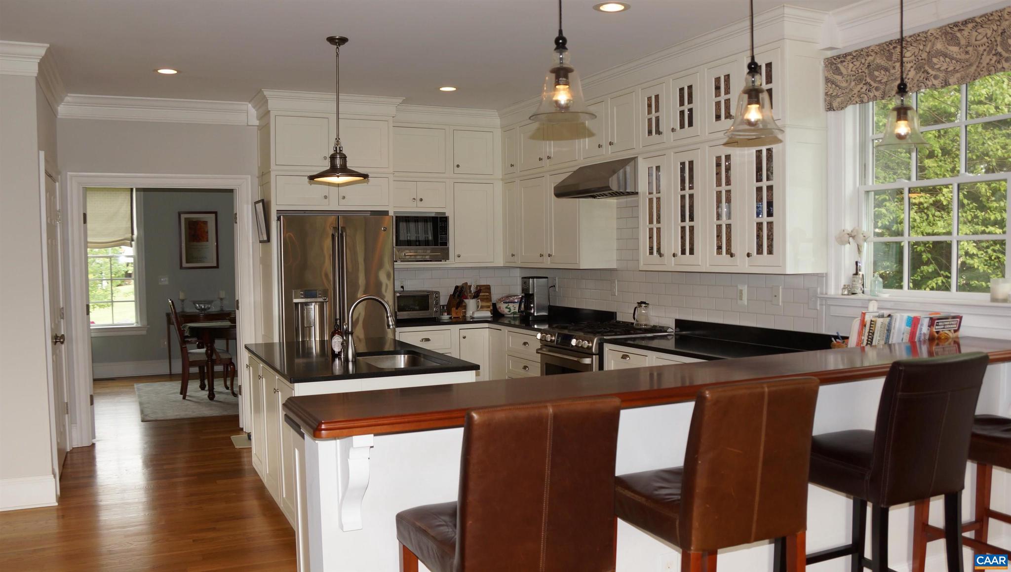 315 ELLINGTON BEND