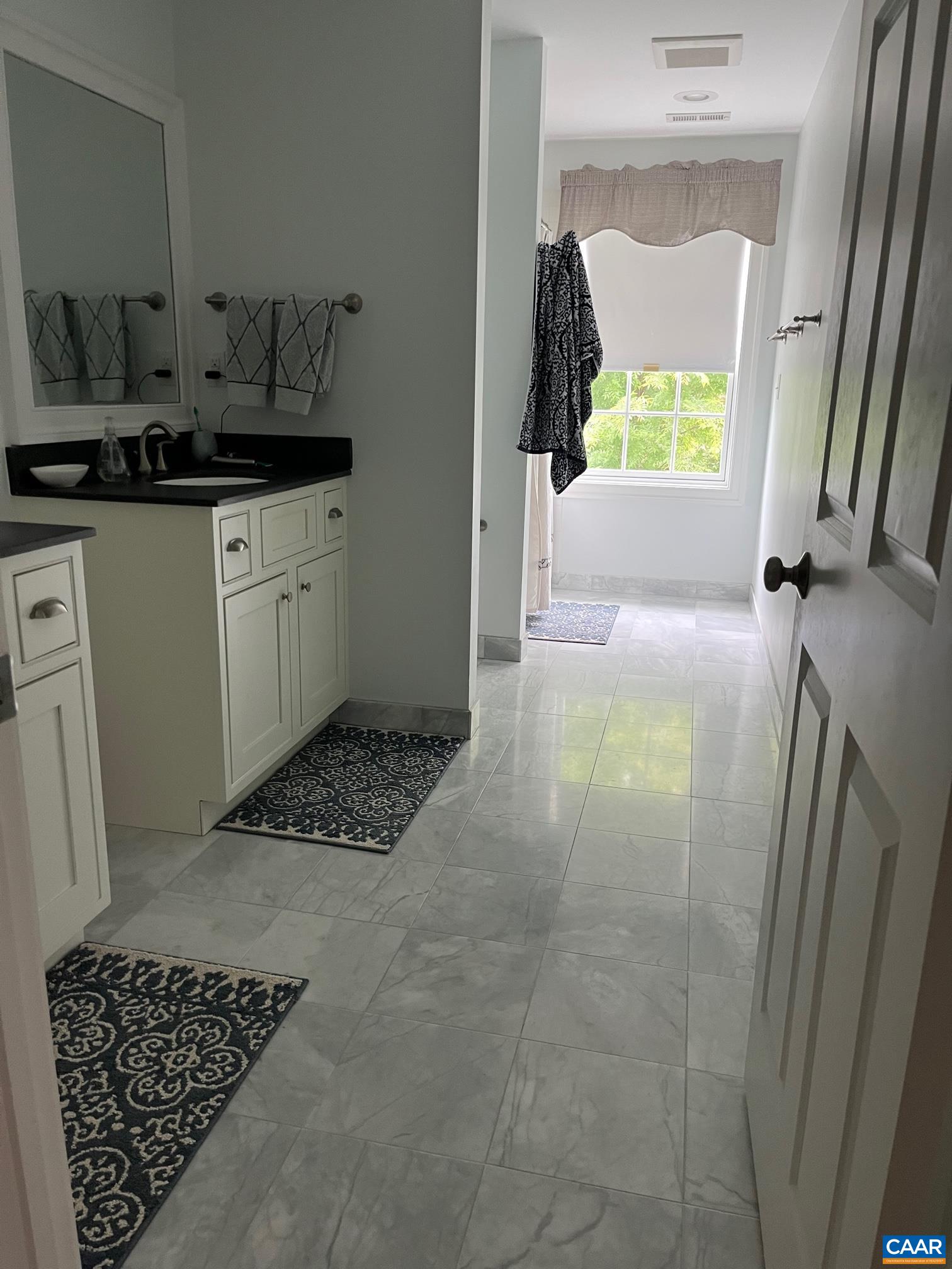 315 ELLINGTON BEND