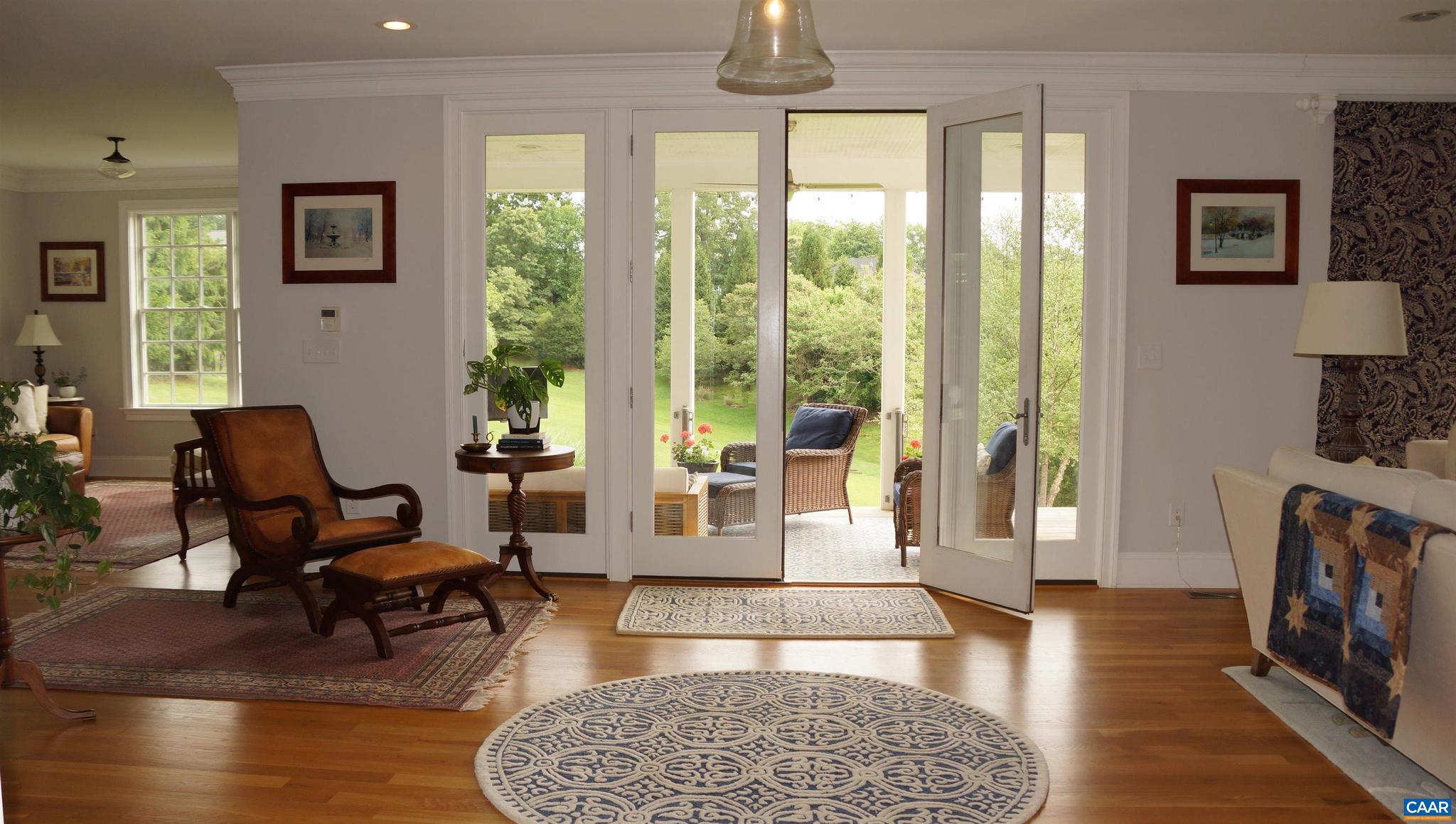 315 ELLINGTON BEND