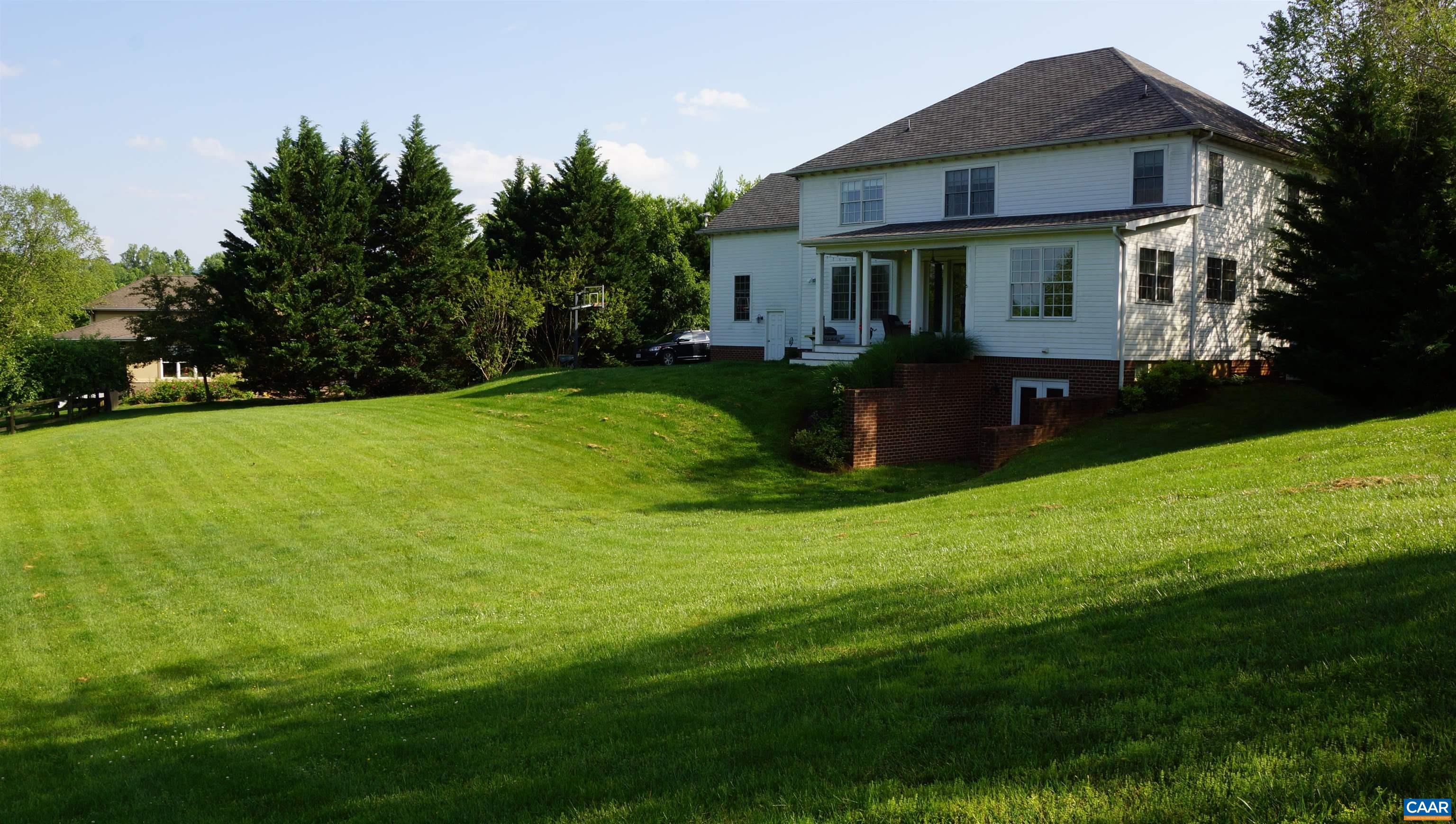 315 ELLINGTON BEND