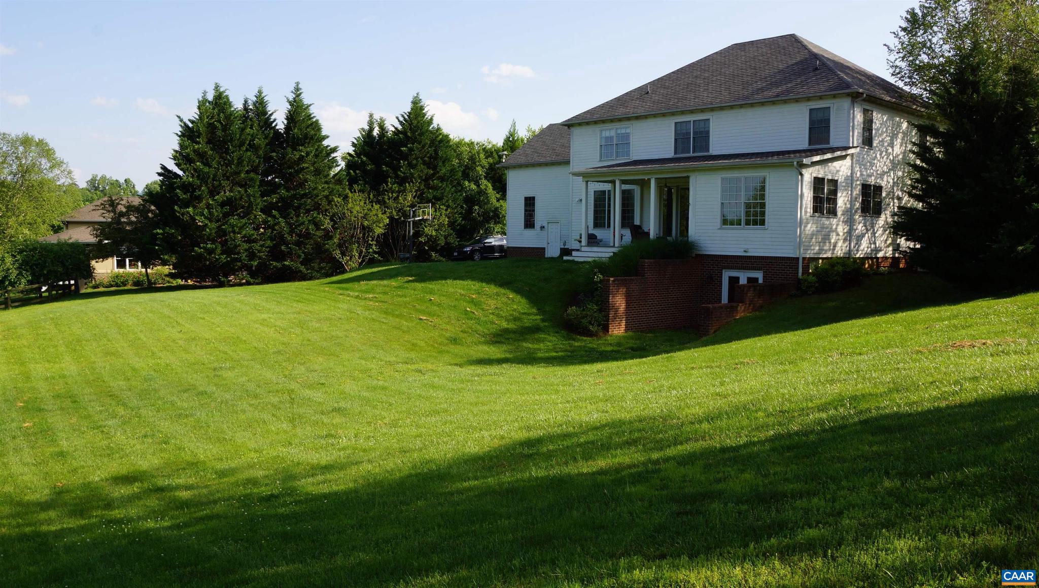 315 ELLINGTON BEND
