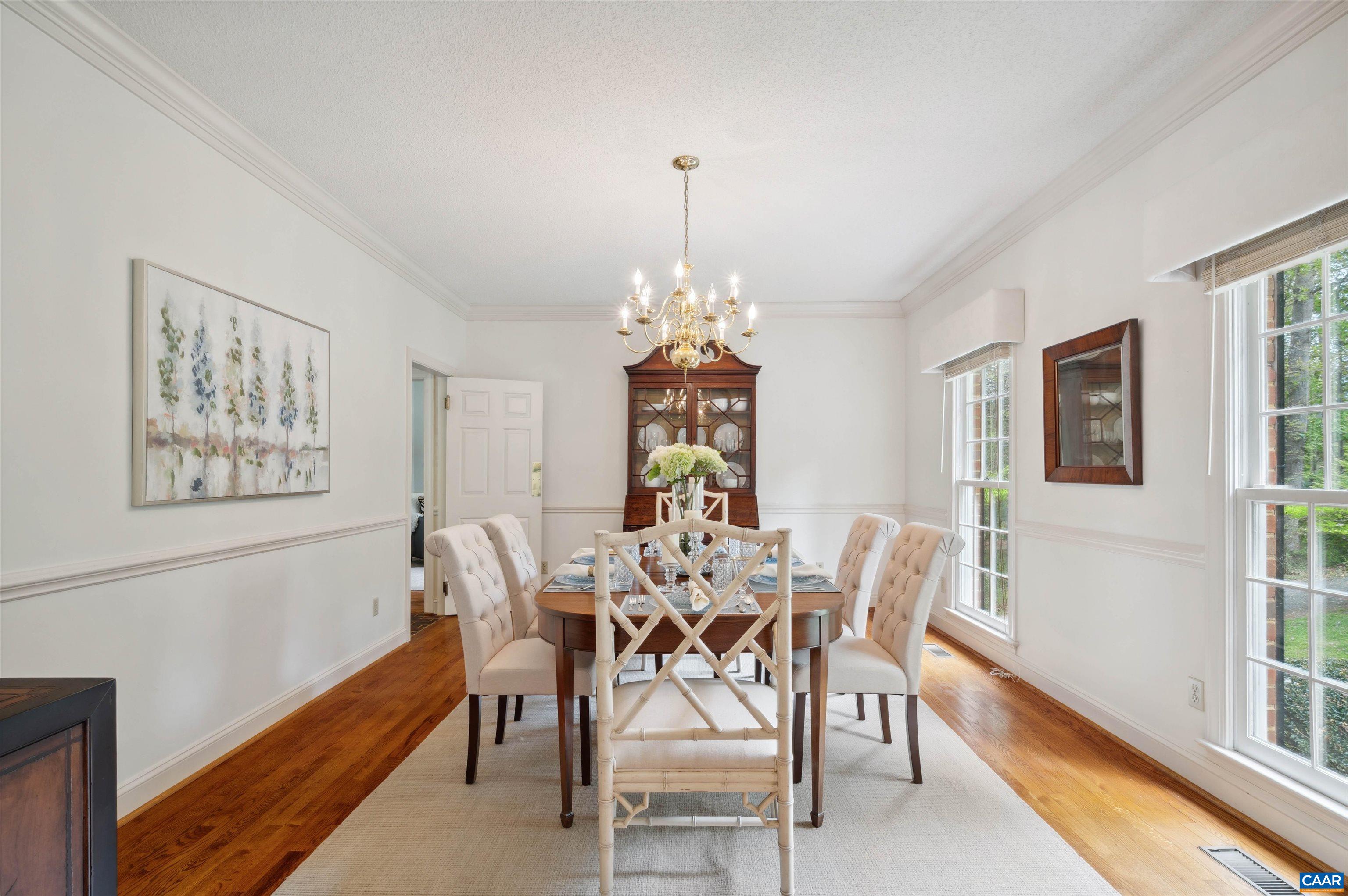 560 LOBLOLLY LN
