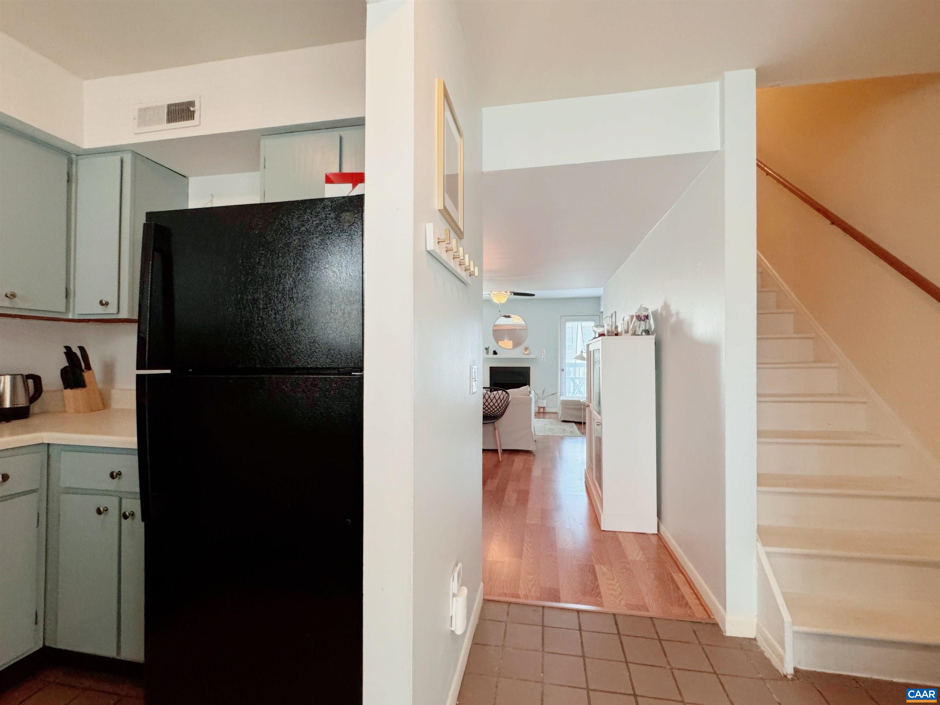 1305 WERTLAND ST Unit: B-8