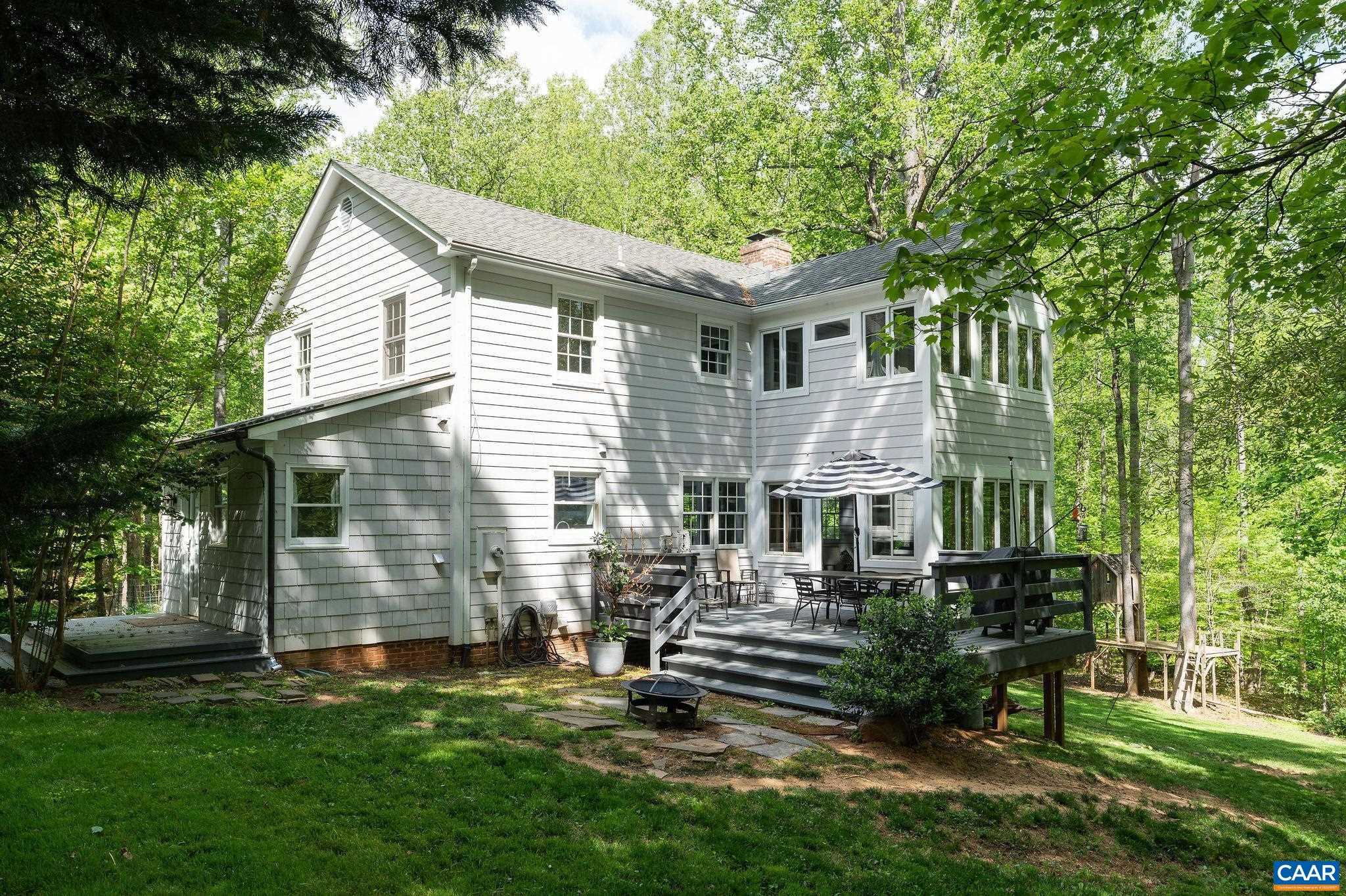 2051 Whippoorwill Rd