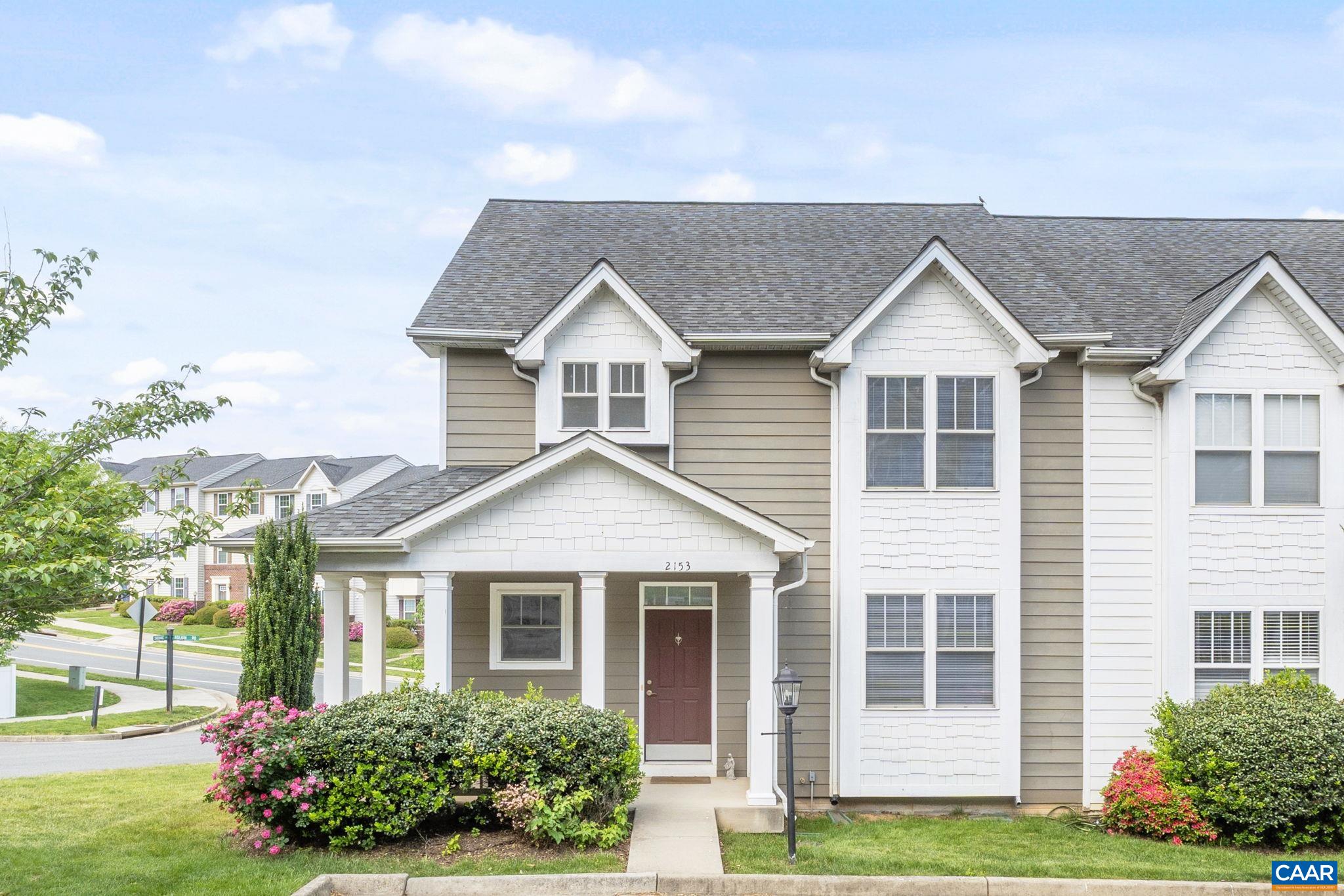 2153 SARANAC CT