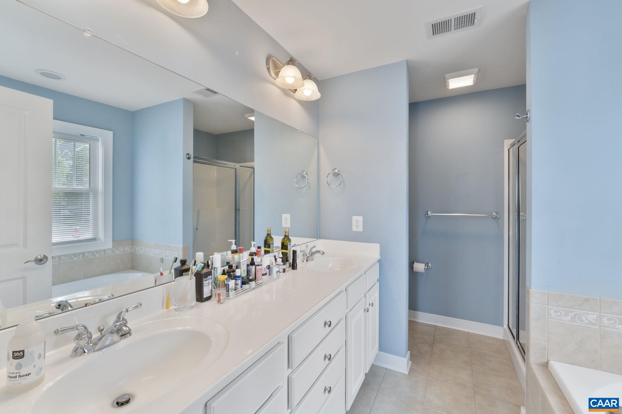 2153 SARANAC CT