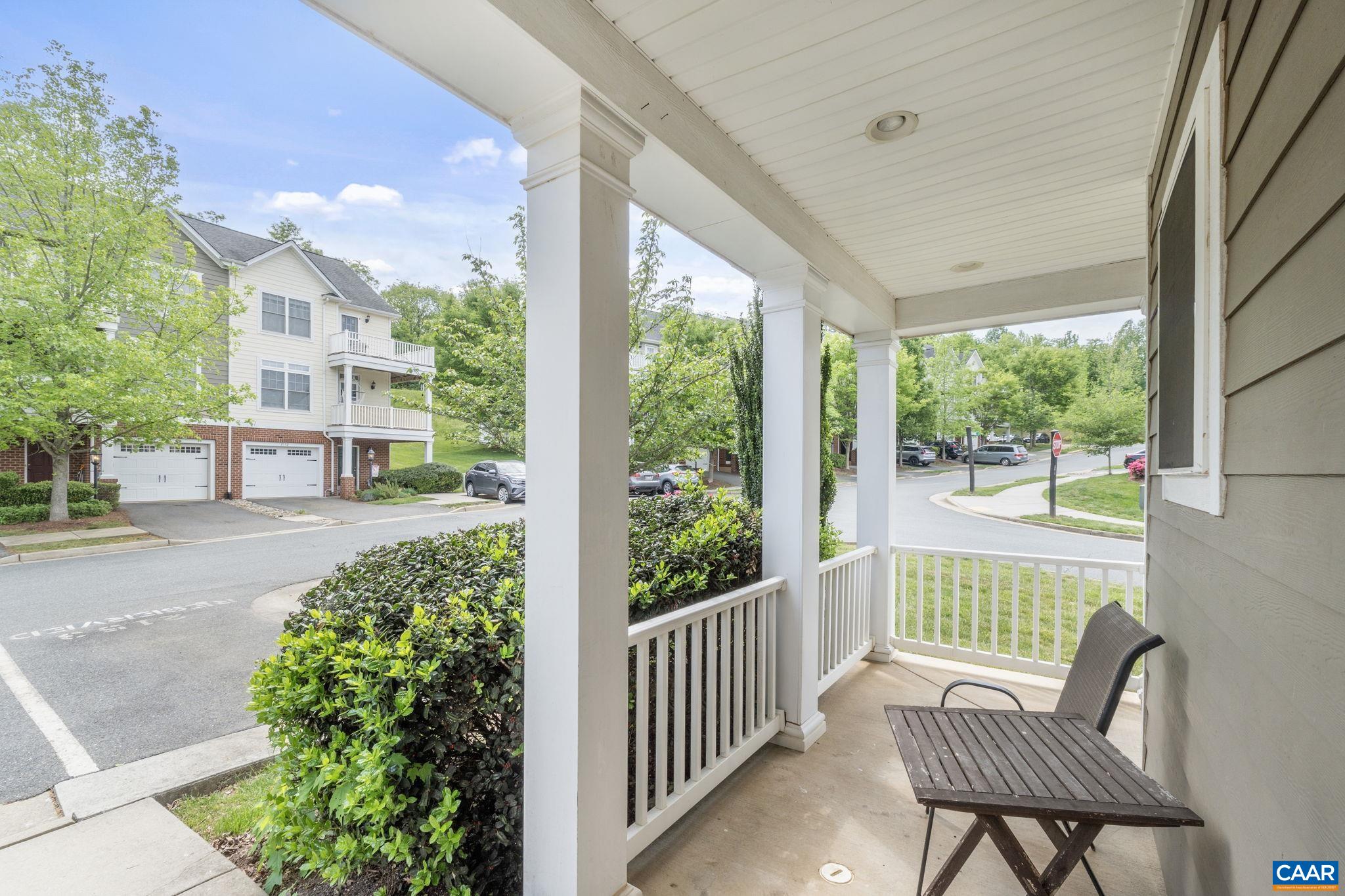 2153 SARANAC CT