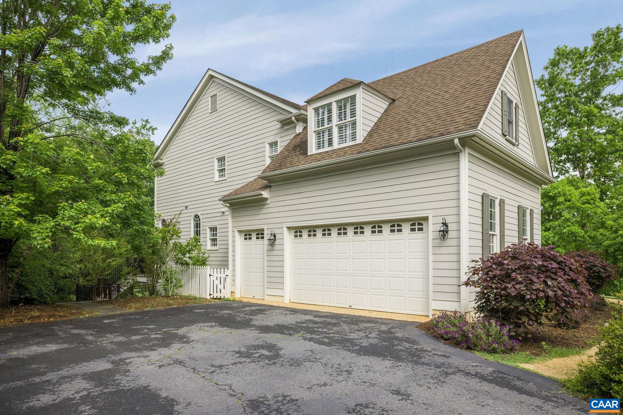 3399 DARBY RD