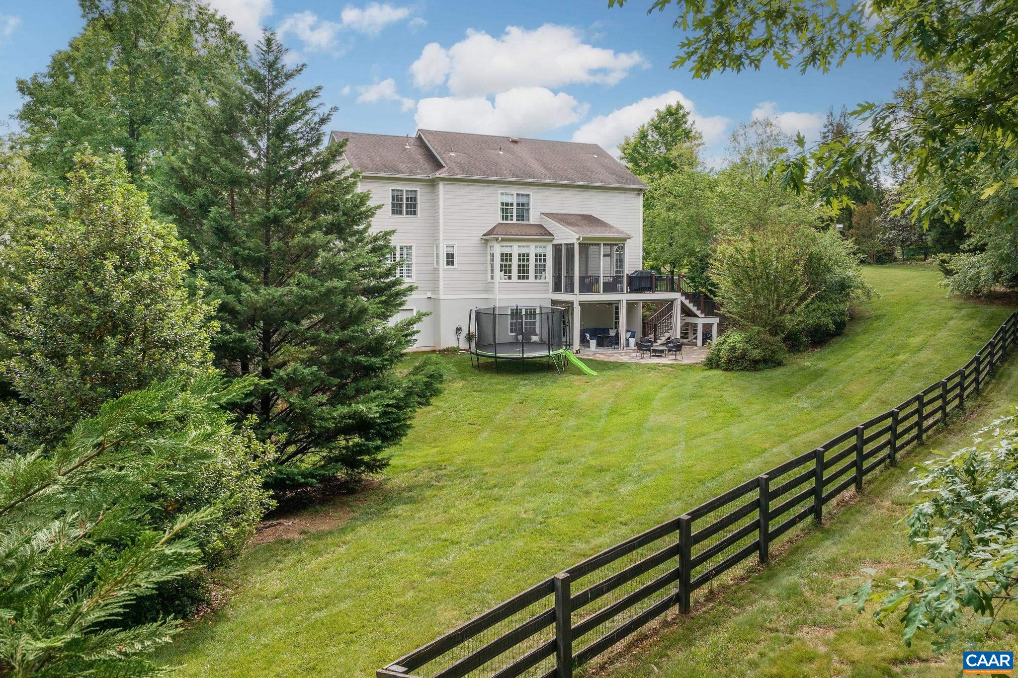 3399 DARBY RD