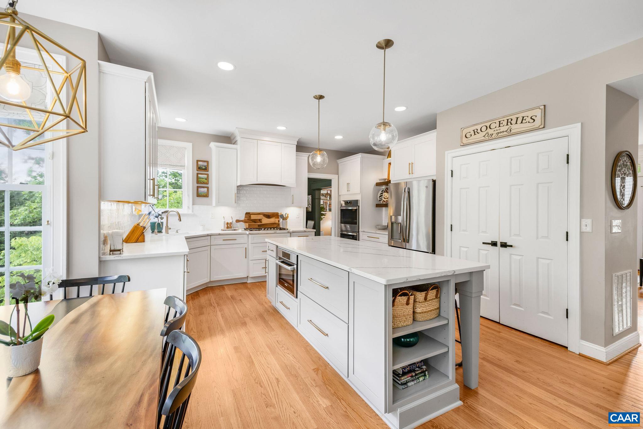 3399 DARBY RD