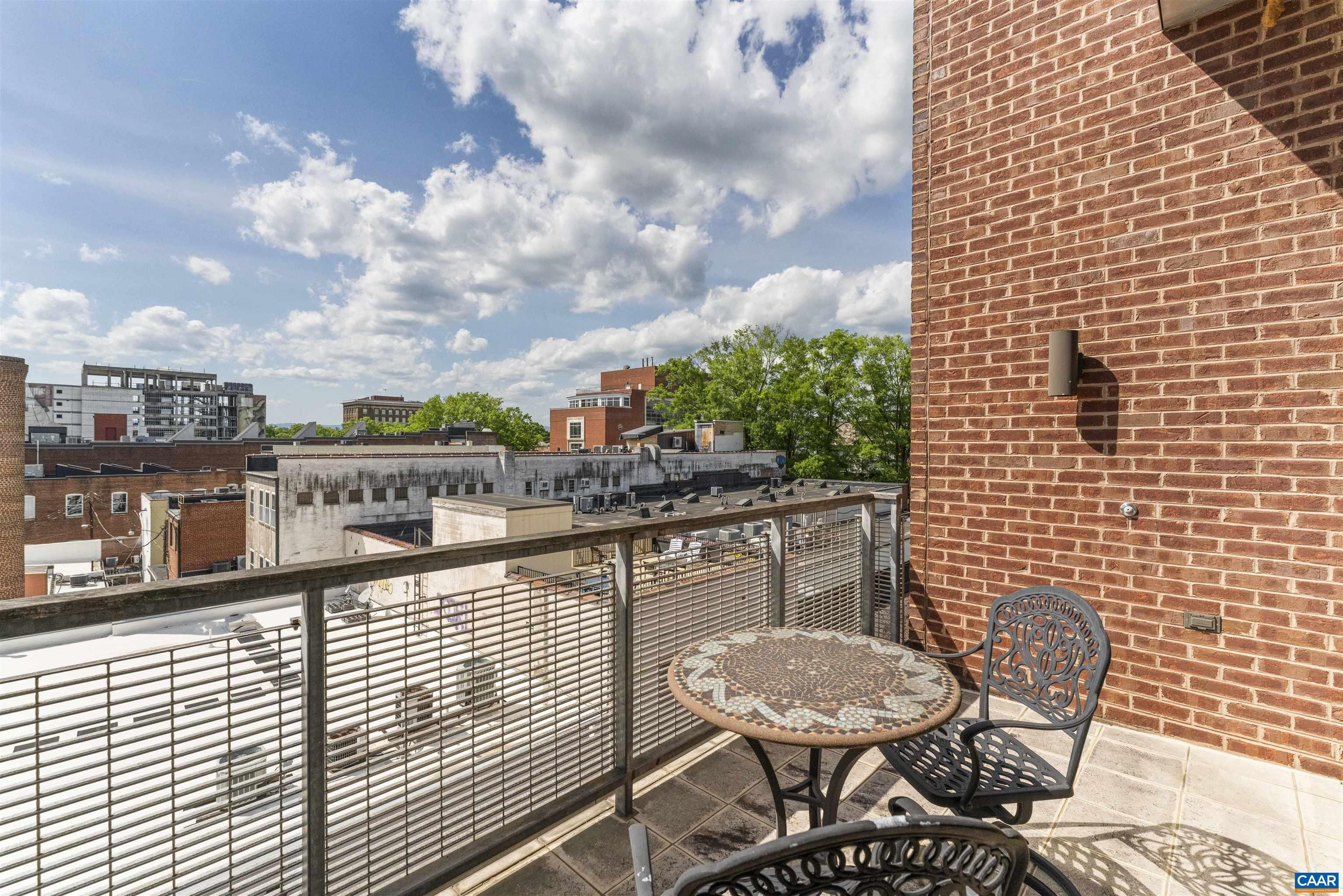 112 SE 5TH ST Unit: 5A