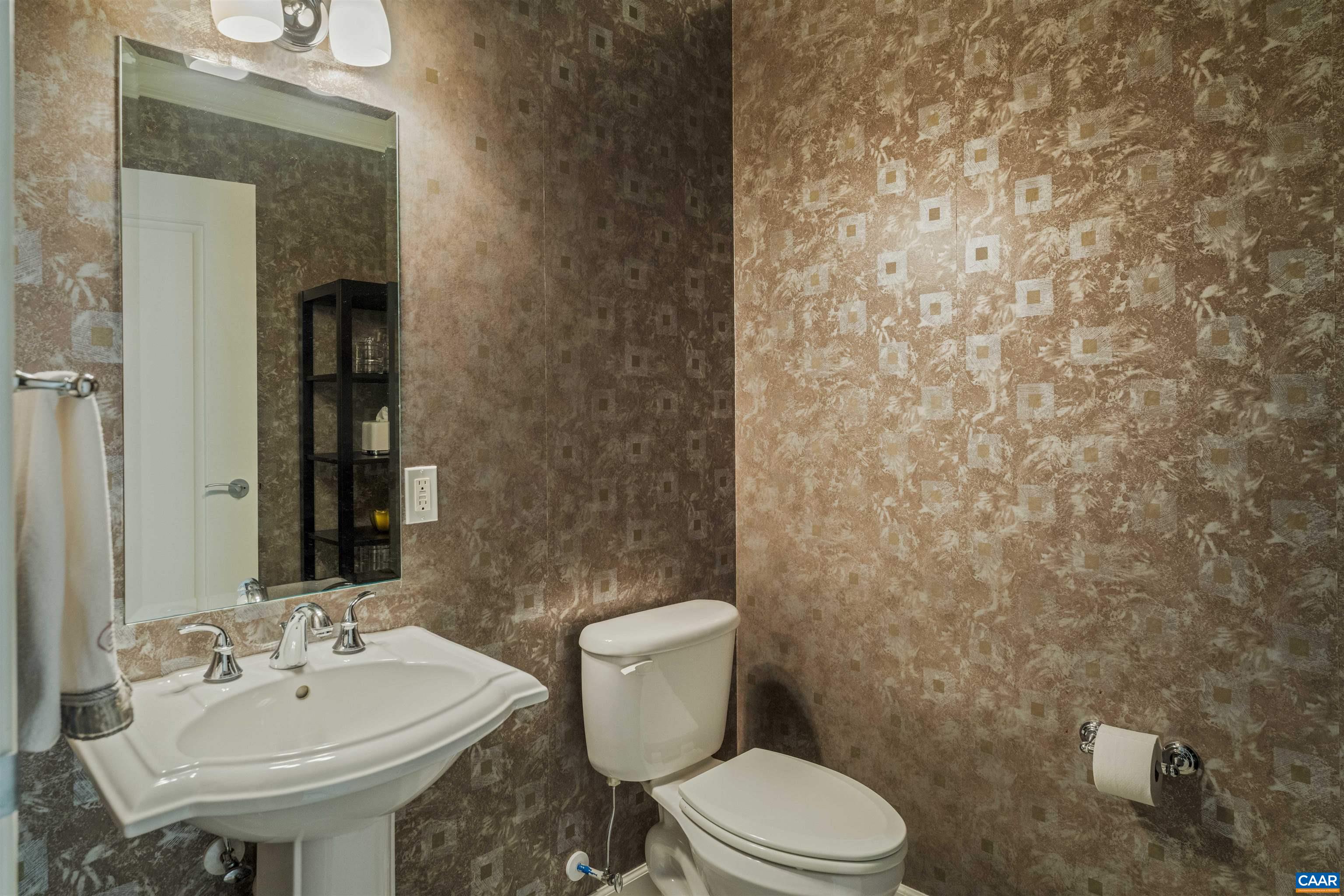 112 SE 5TH ST Unit: 5A