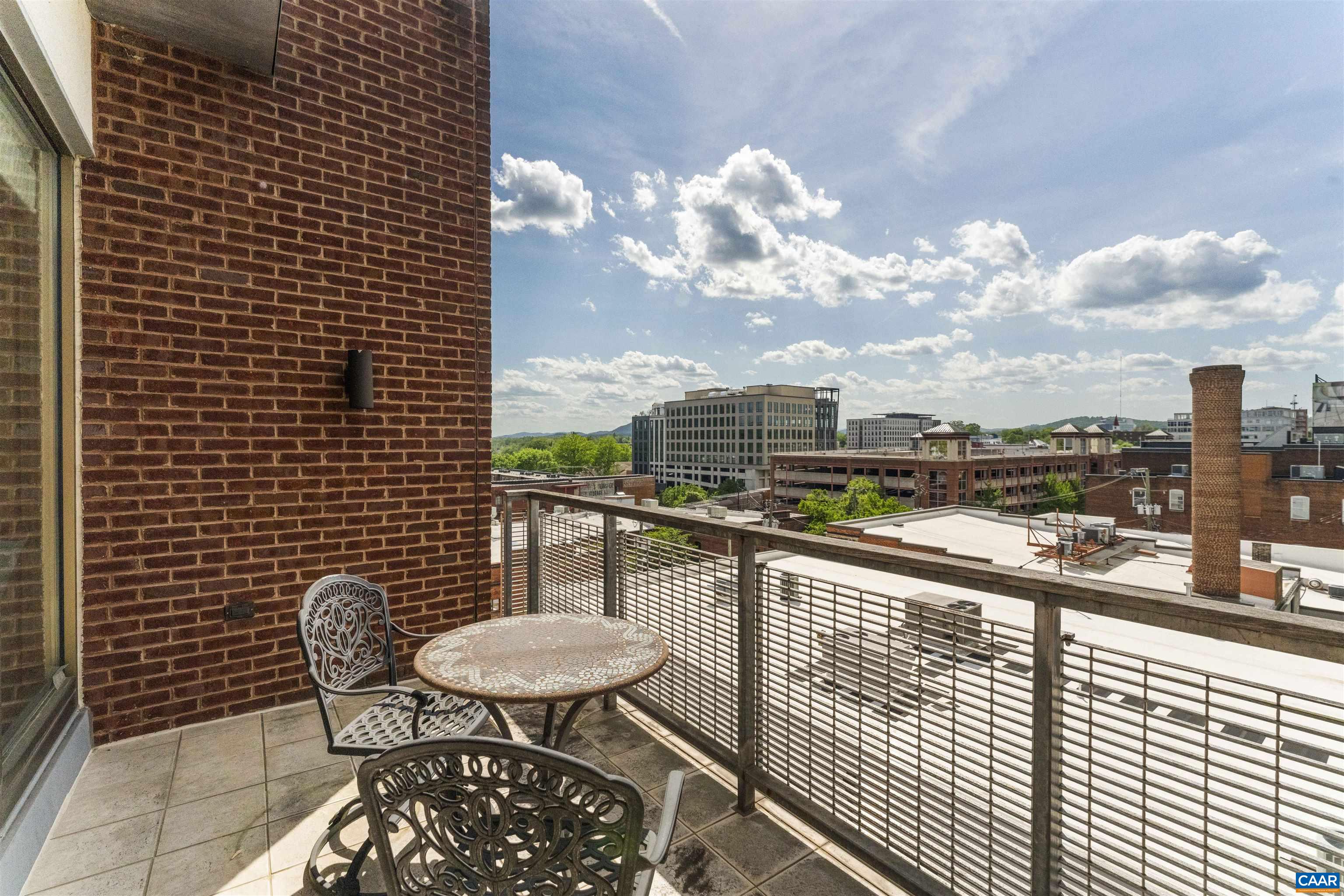112 SE 5TH ST Unit: 5A