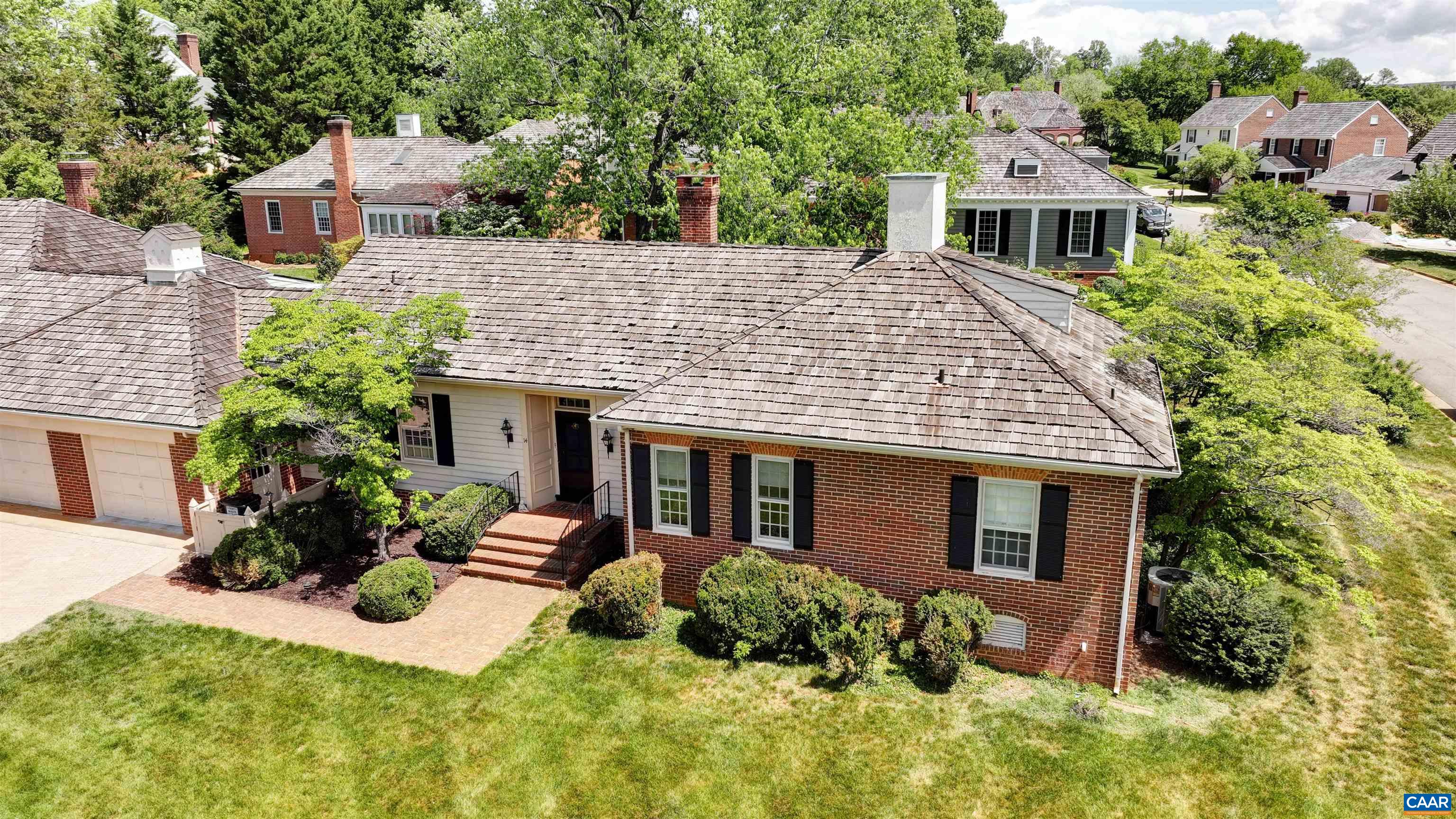 14 EDNAM VILLAGE ST