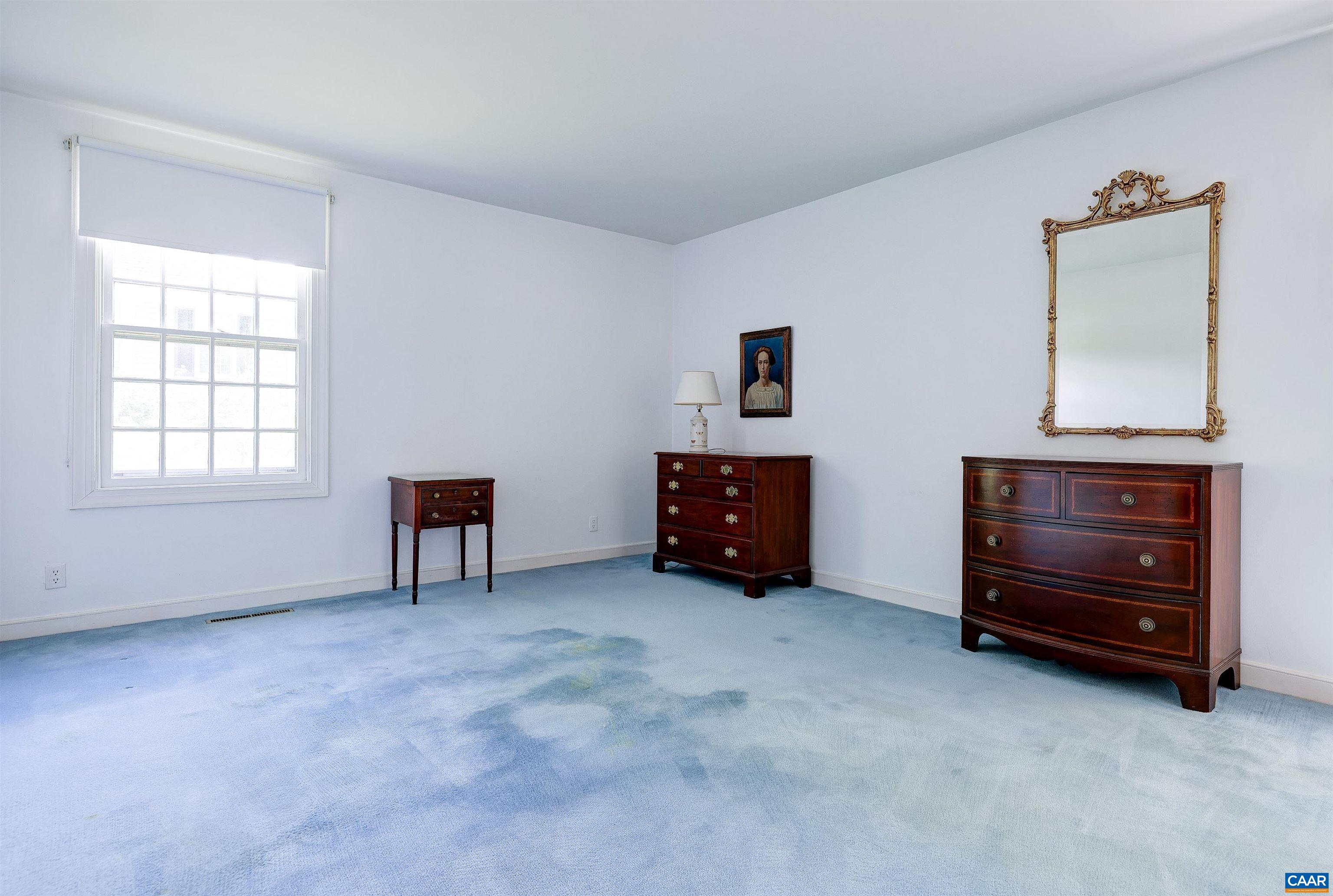 14 EDNAM VILLAGE ST