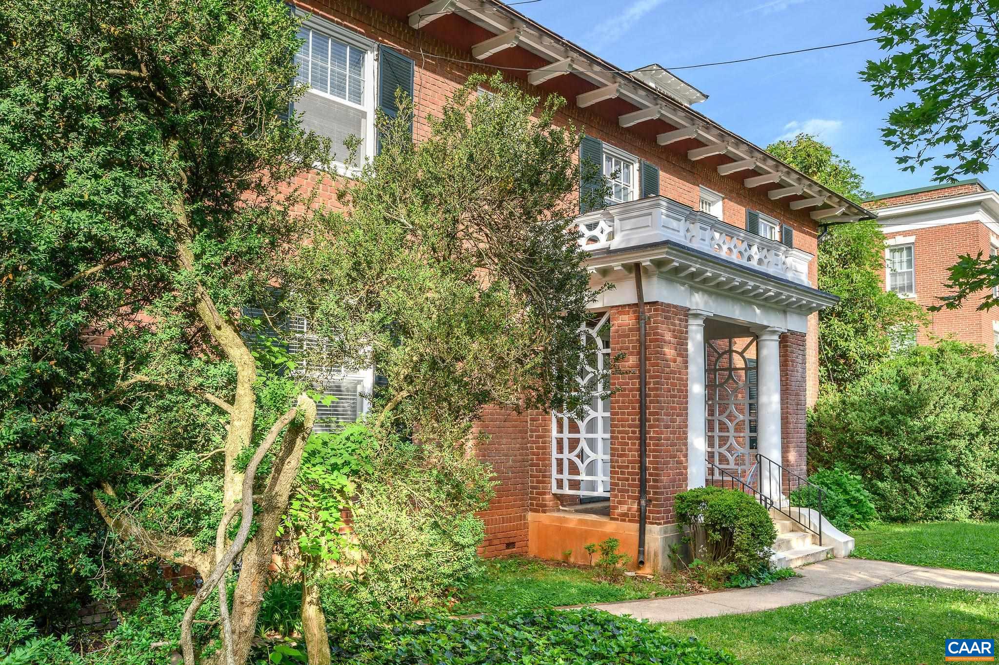 41 UNIVERSITY CIR