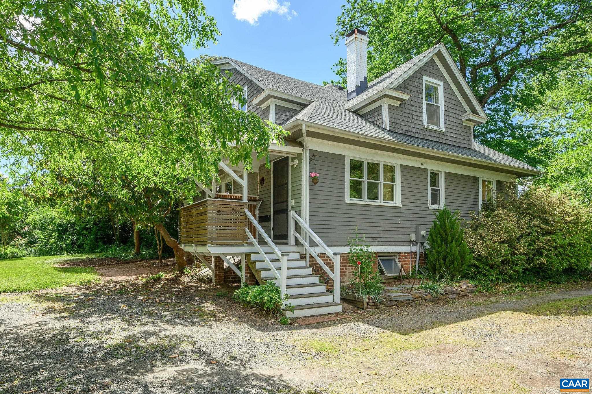 804 RUGBY RD