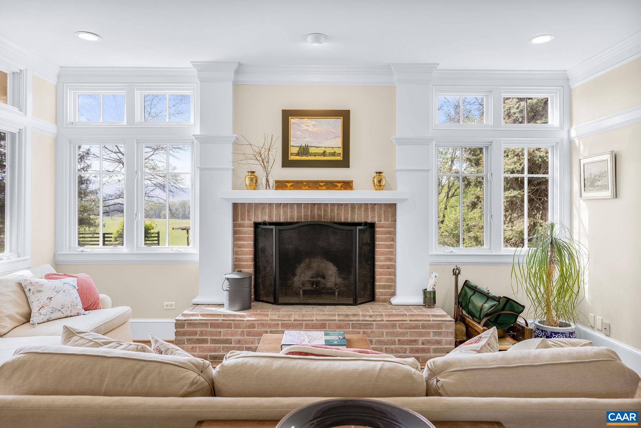 3450 BLANDEMAR DR