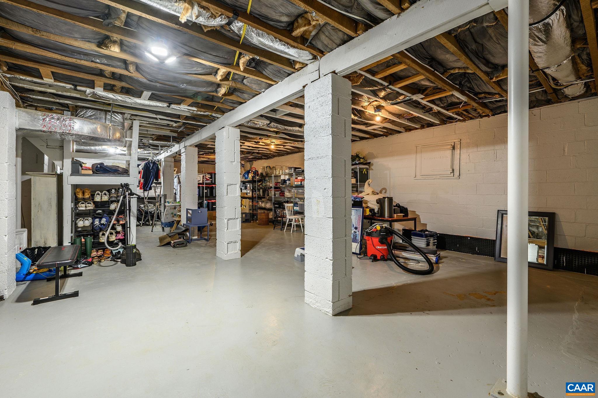 1600 OXFORD RD