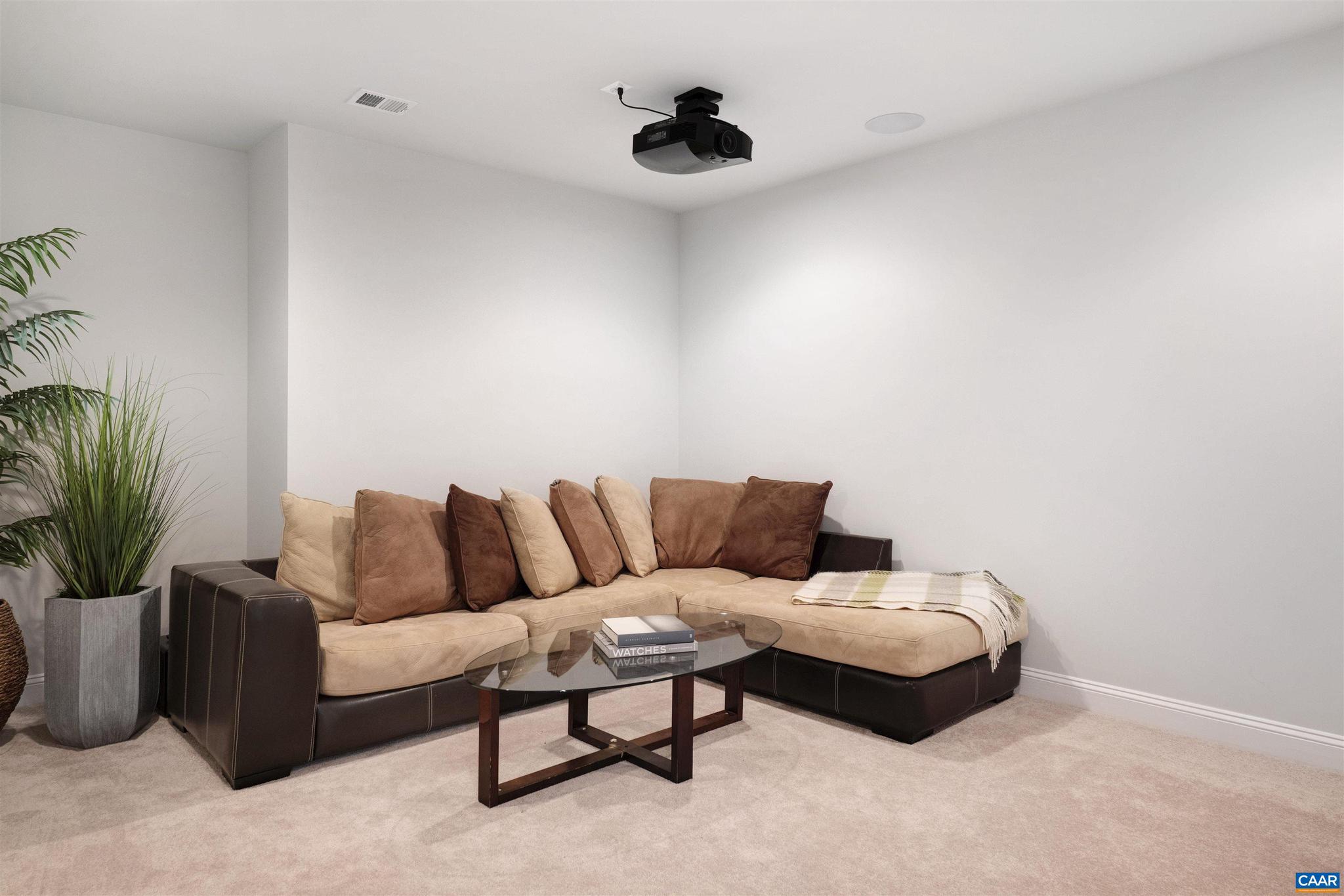 1746 Warbler Way