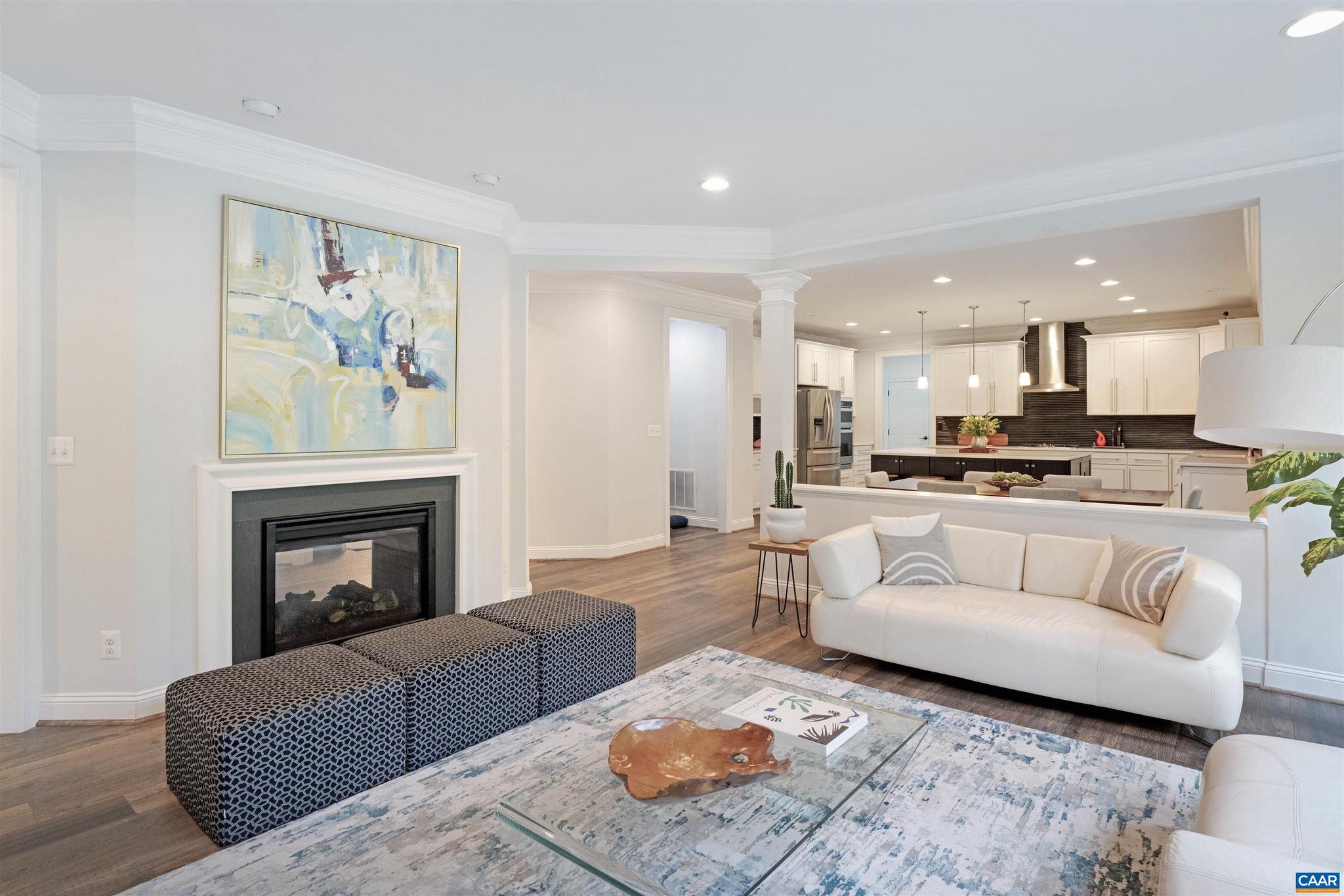 1746 Warbler Way