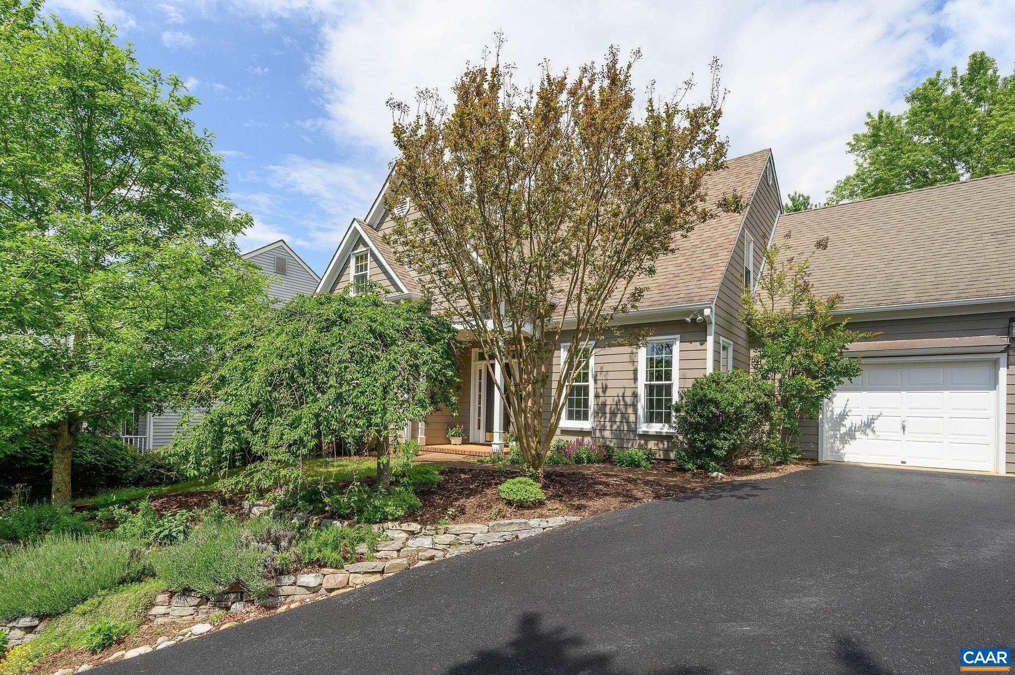 1071 OLD FOX TRAIL LN