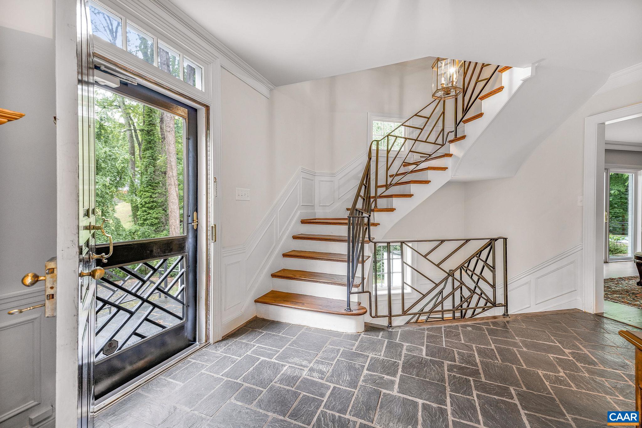 311 EDNAM DR
