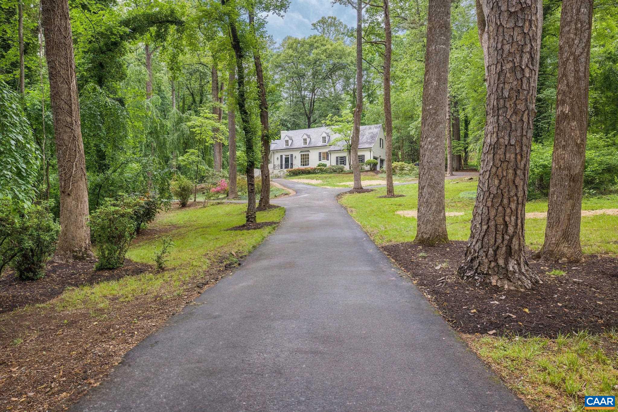 311 EDNAM DR