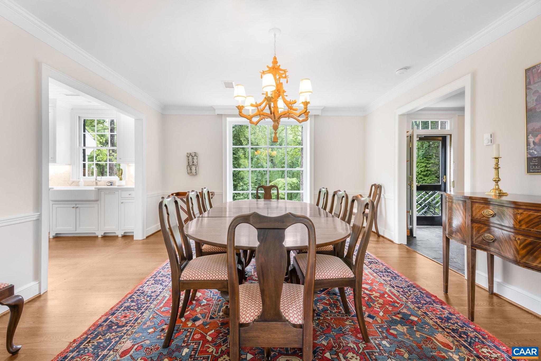 311 EDNAM DR